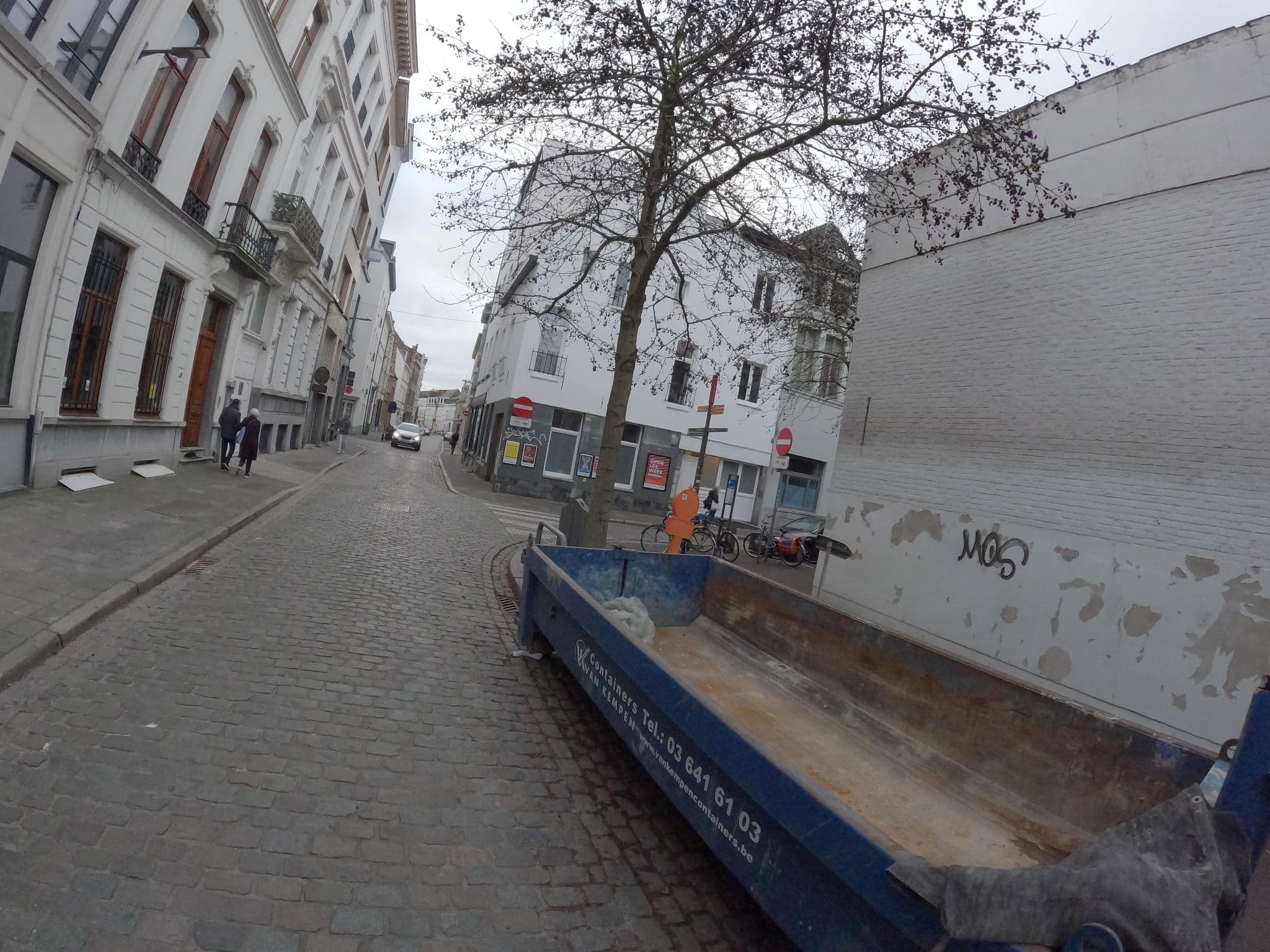 Street view near Emperor's 48, Antwerp — © koninklijke (CC BY-SA · Mapillary)