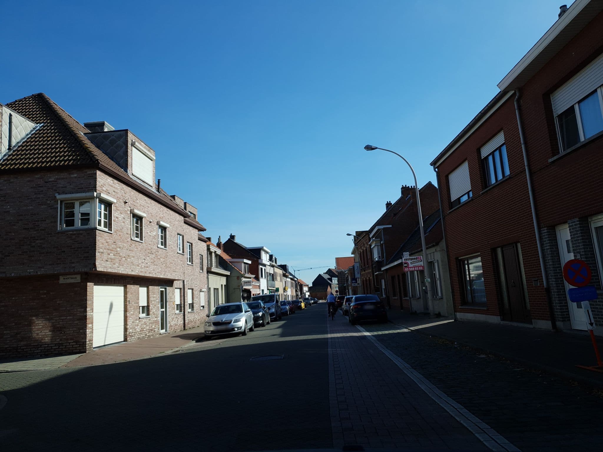 Street view near Hotel Vredehof, Stabroek — © filipc (CC BY-SA · Mapillary)