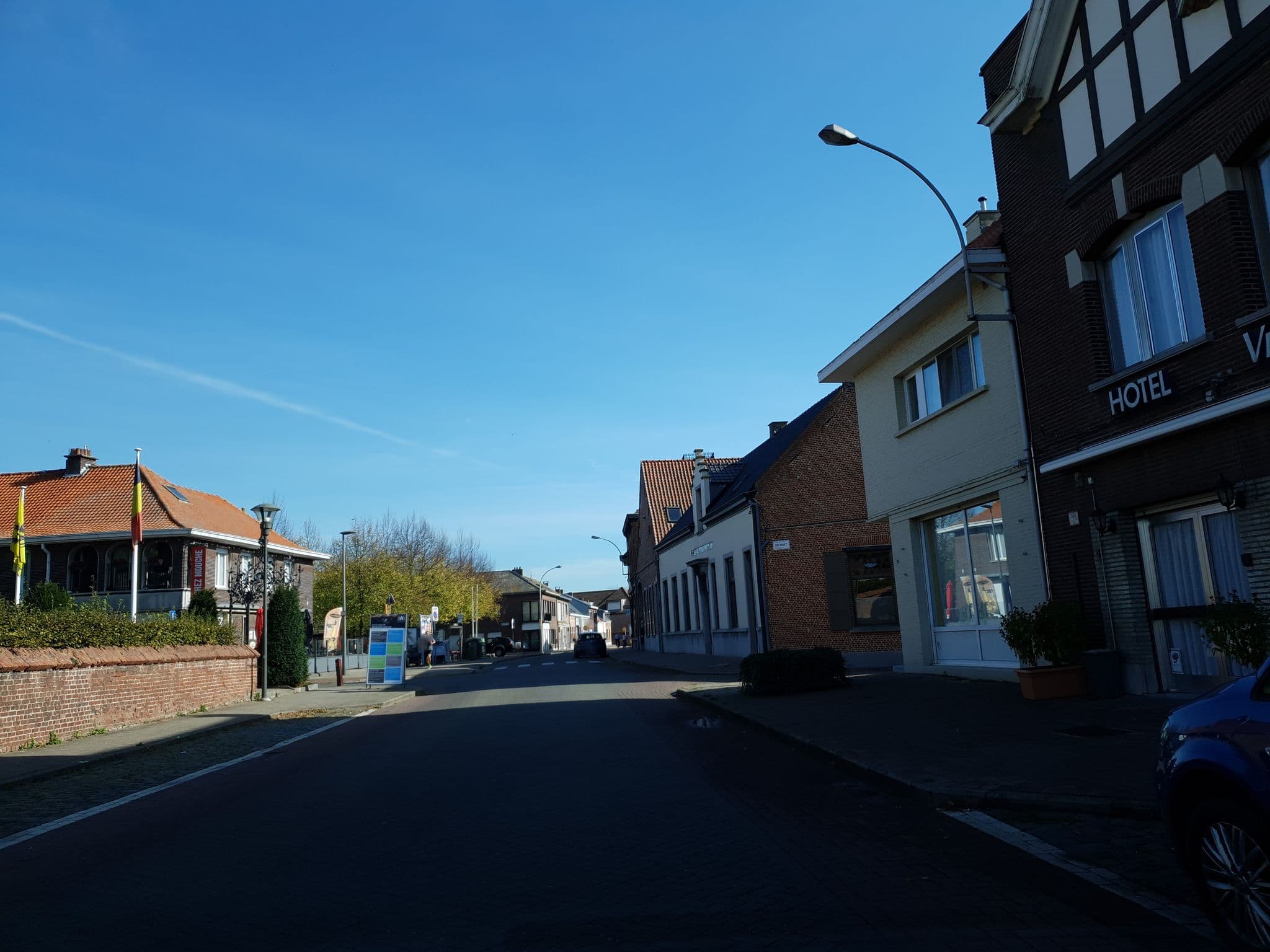 Street view near Peacegarden, Stabroek — © filipc (CC BY-SA · Mapillary)