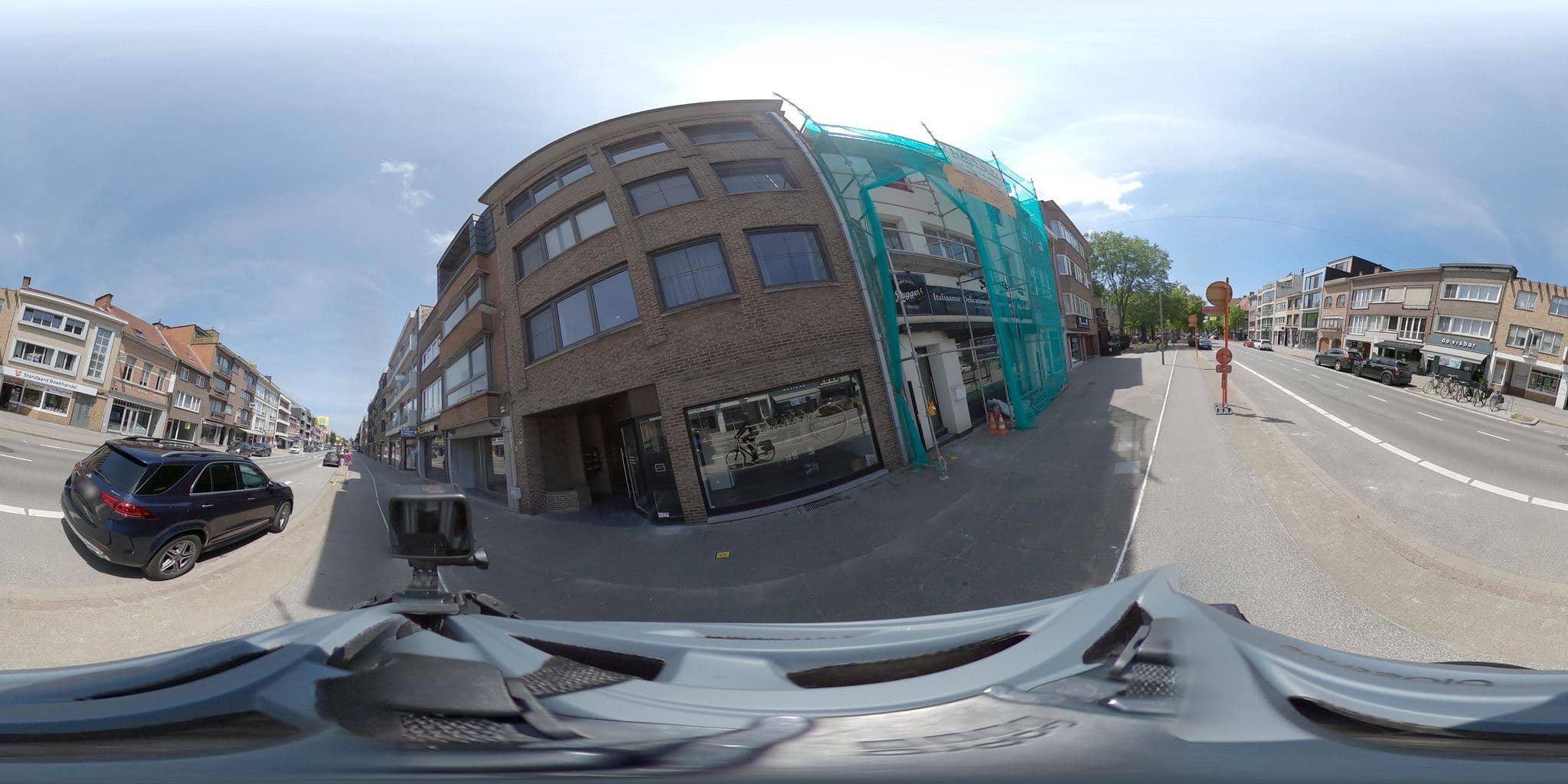 Street view near Afspanning De Kroon, Brasschaat — © konink360 (CC BY-SA · Mapillary)