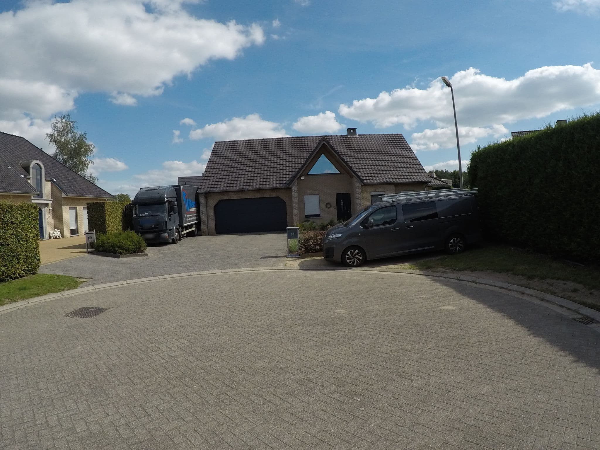Street view near Hotel Van Eyck, Nijlen — © koninklijke (CC BY-SA · Mapillary)