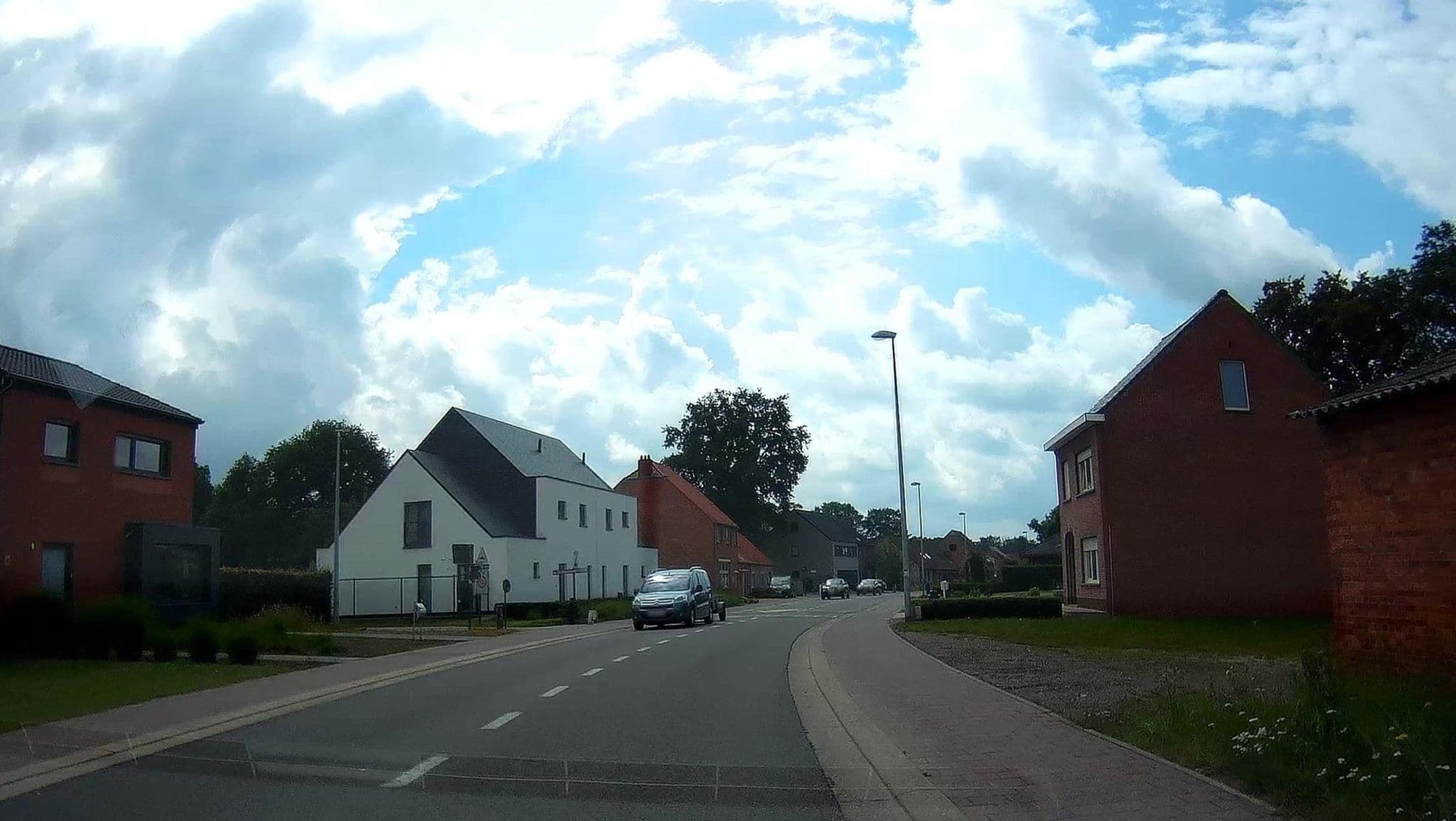 Street view near 't Bruggeske, Mol — © micmin1972 (CC BY-SA · Mapillary)