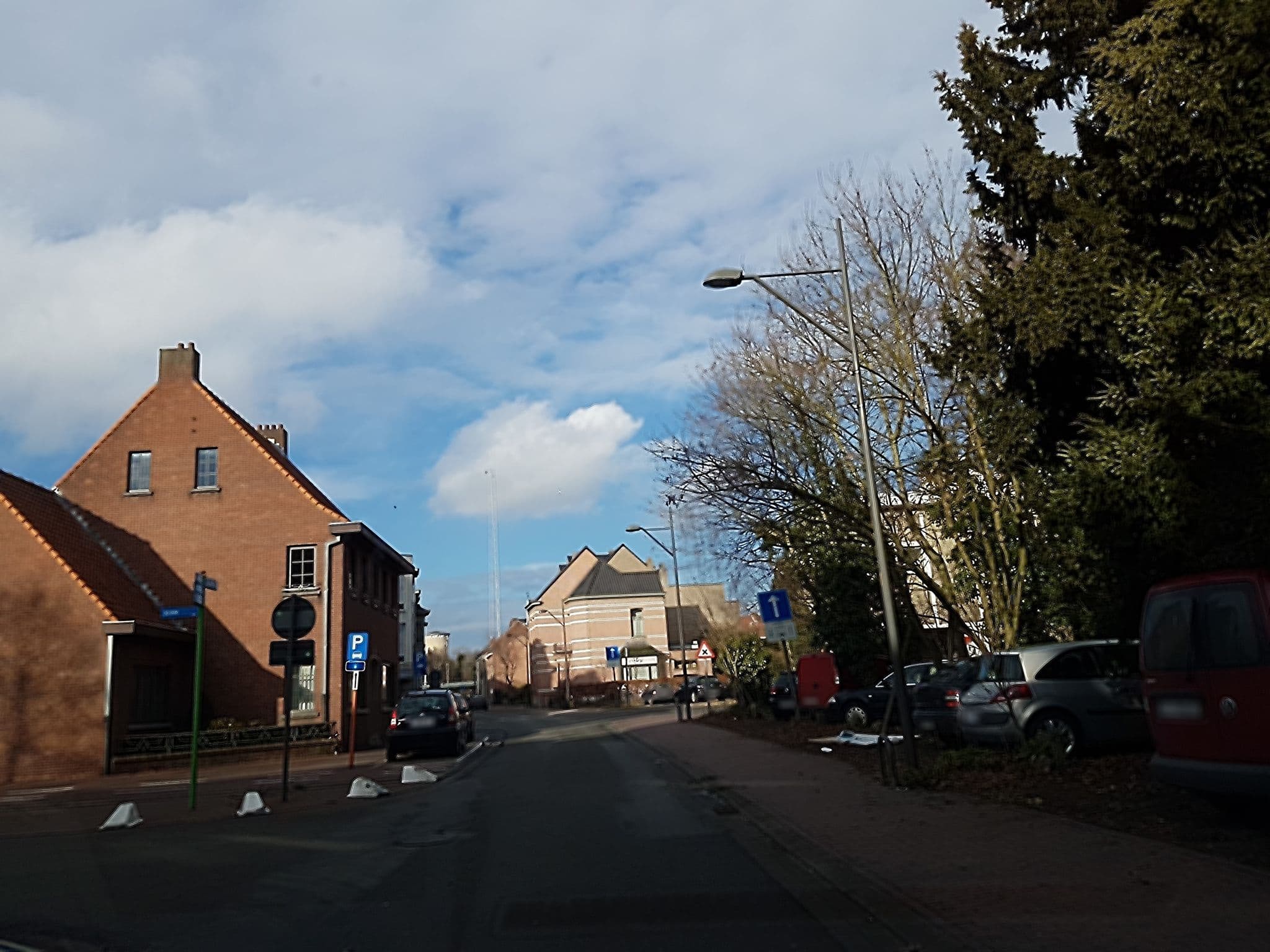Street view near Corbie Mol, Mol — © filipc (CC BY-SA · Mapillary)
