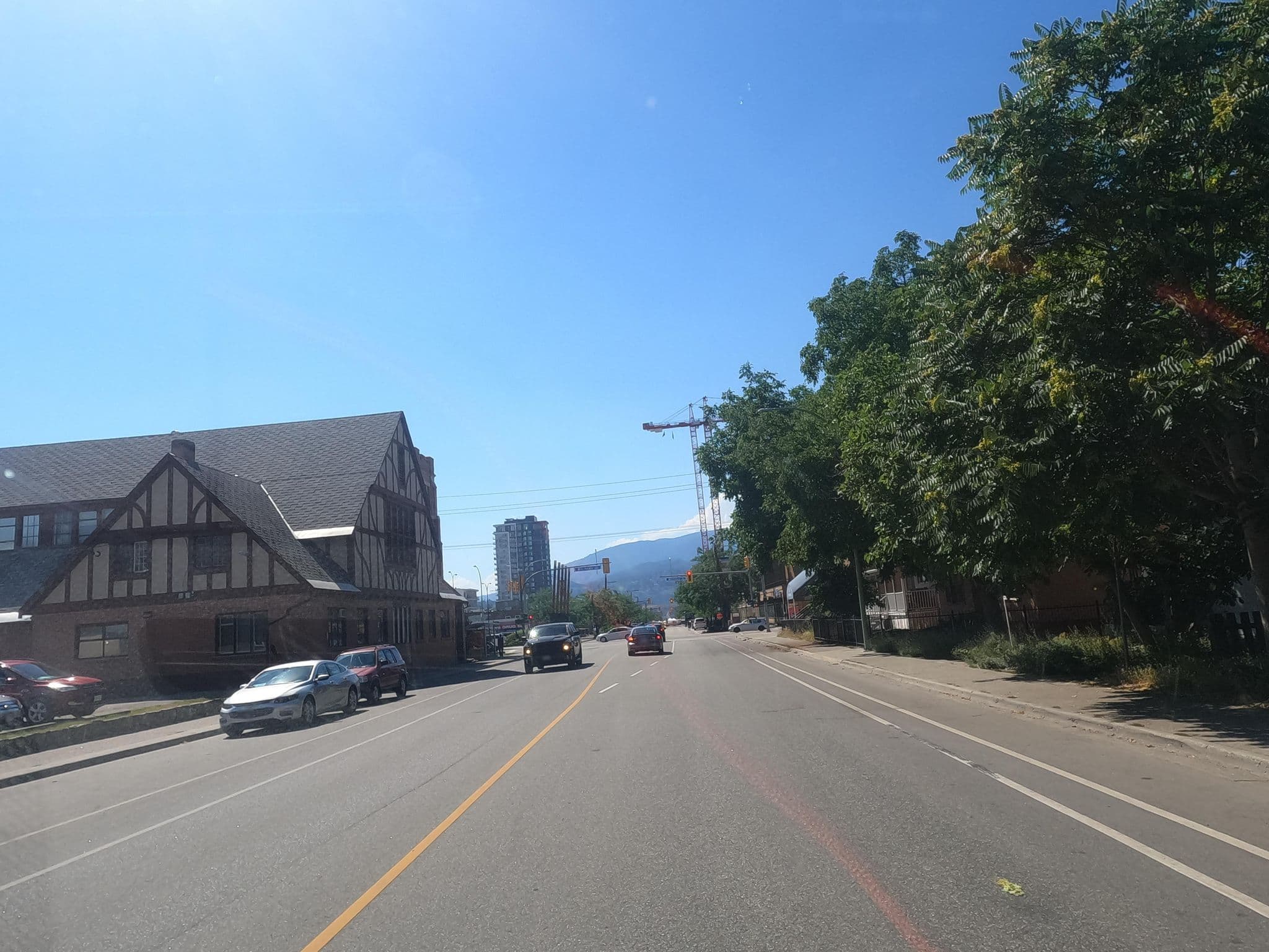 Street view near Kelowna Okanagan Lake Hostel, Kelowna — © rps333 (CC BY-SA · Mapillary)