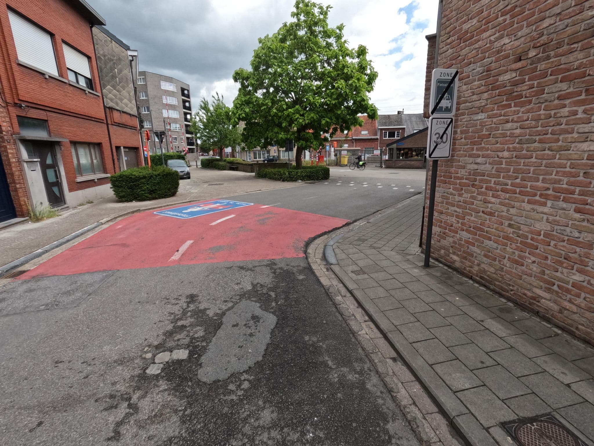 Street view near Waxell's Logeerkamer, Turnhout — © koninklijke (CC BY-SA · Mapillary)