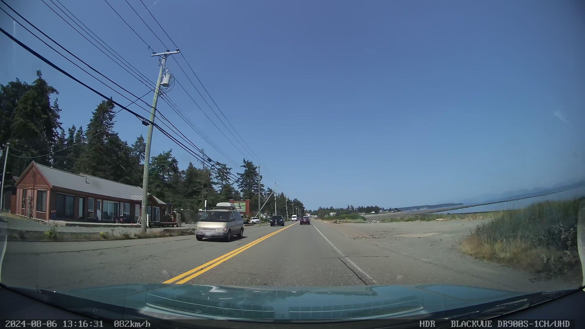 Street view near Shelter Bay Resort, Oyster River — © davidmetcalfe (CC BY-SA · Mapillary)