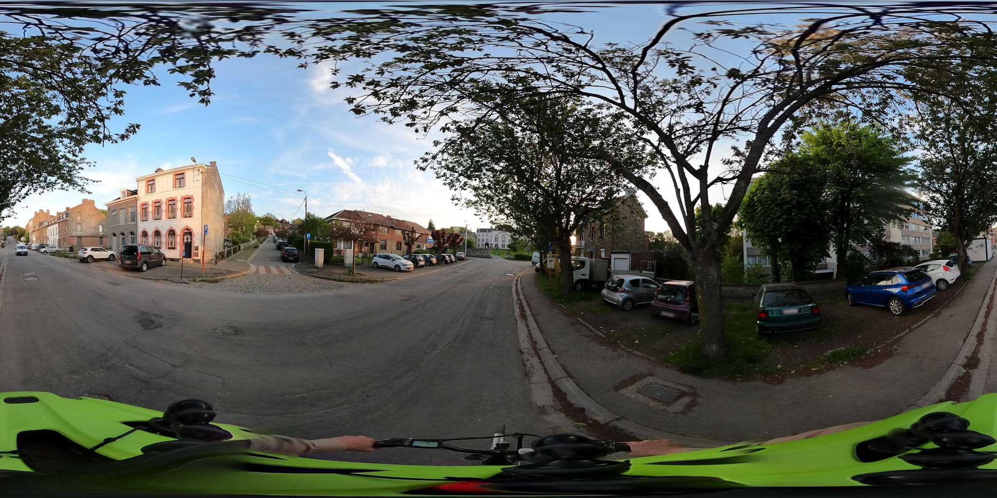 Street view near Villa Spa, Spa — © RRRz (CC BY-SA · Mapillary)