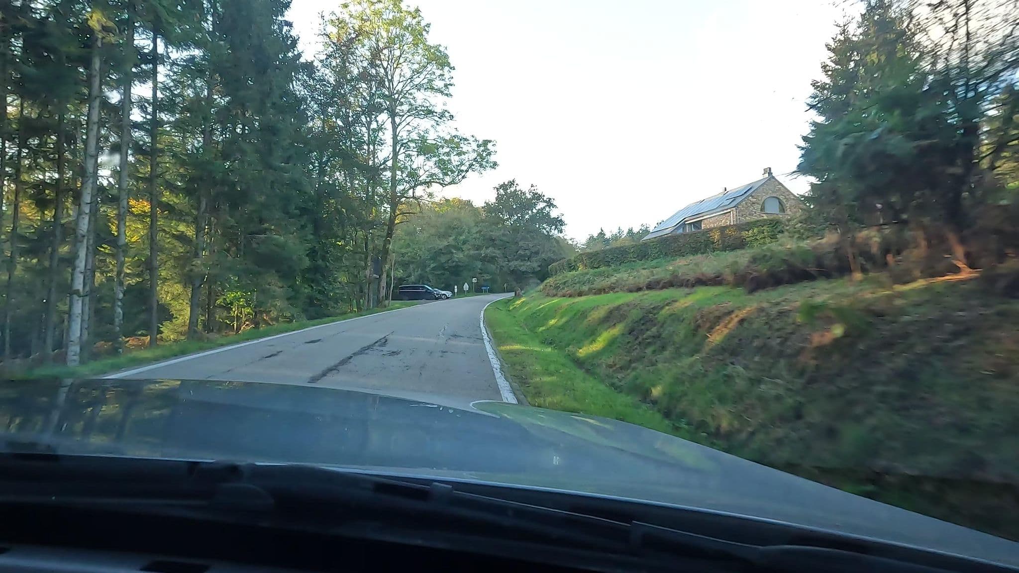Street view near Couleur Nature, Stoumont — © vinisa (CC BY-SA · Mapillary)