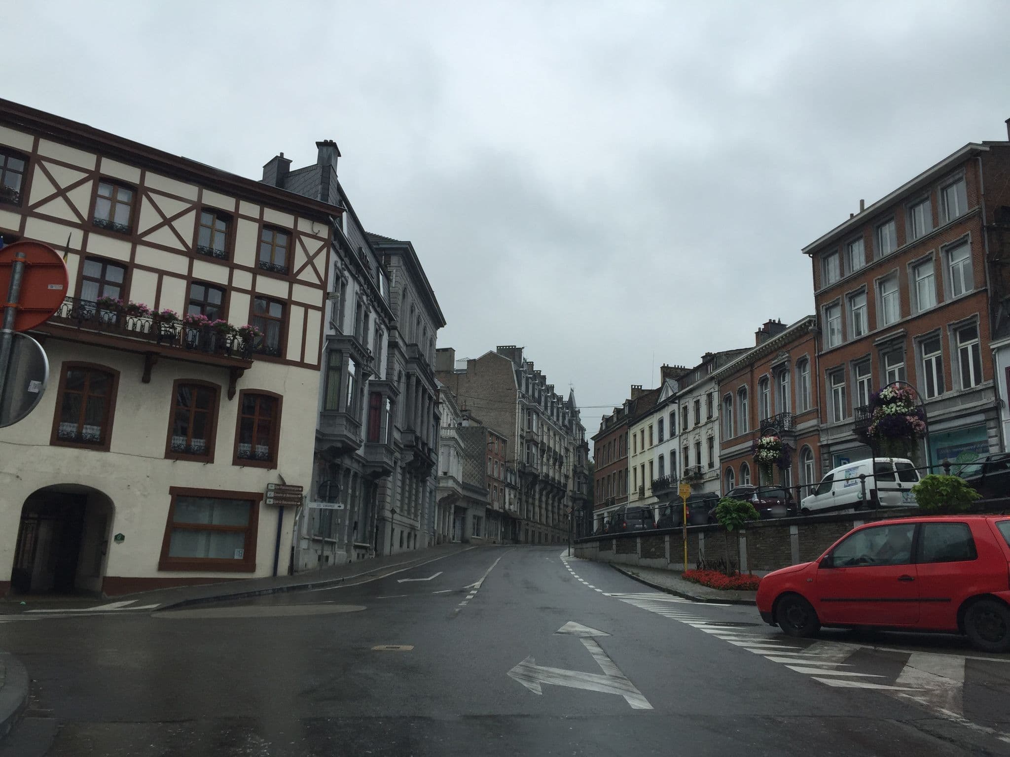 Street view near B Box Spa, Spa — © it_s_so_funny (CC BY-SA · Mapillary)