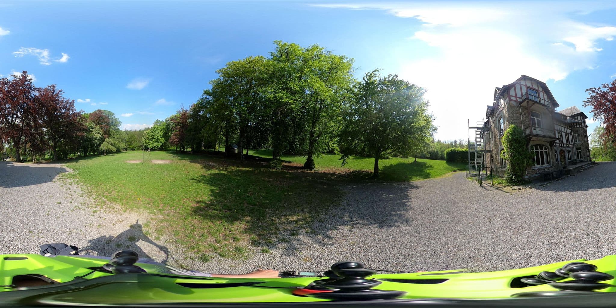 Street view near Sous Les Haies Spa Barisart, Spa — © RRRz (CC BY-SA · Mapillary)