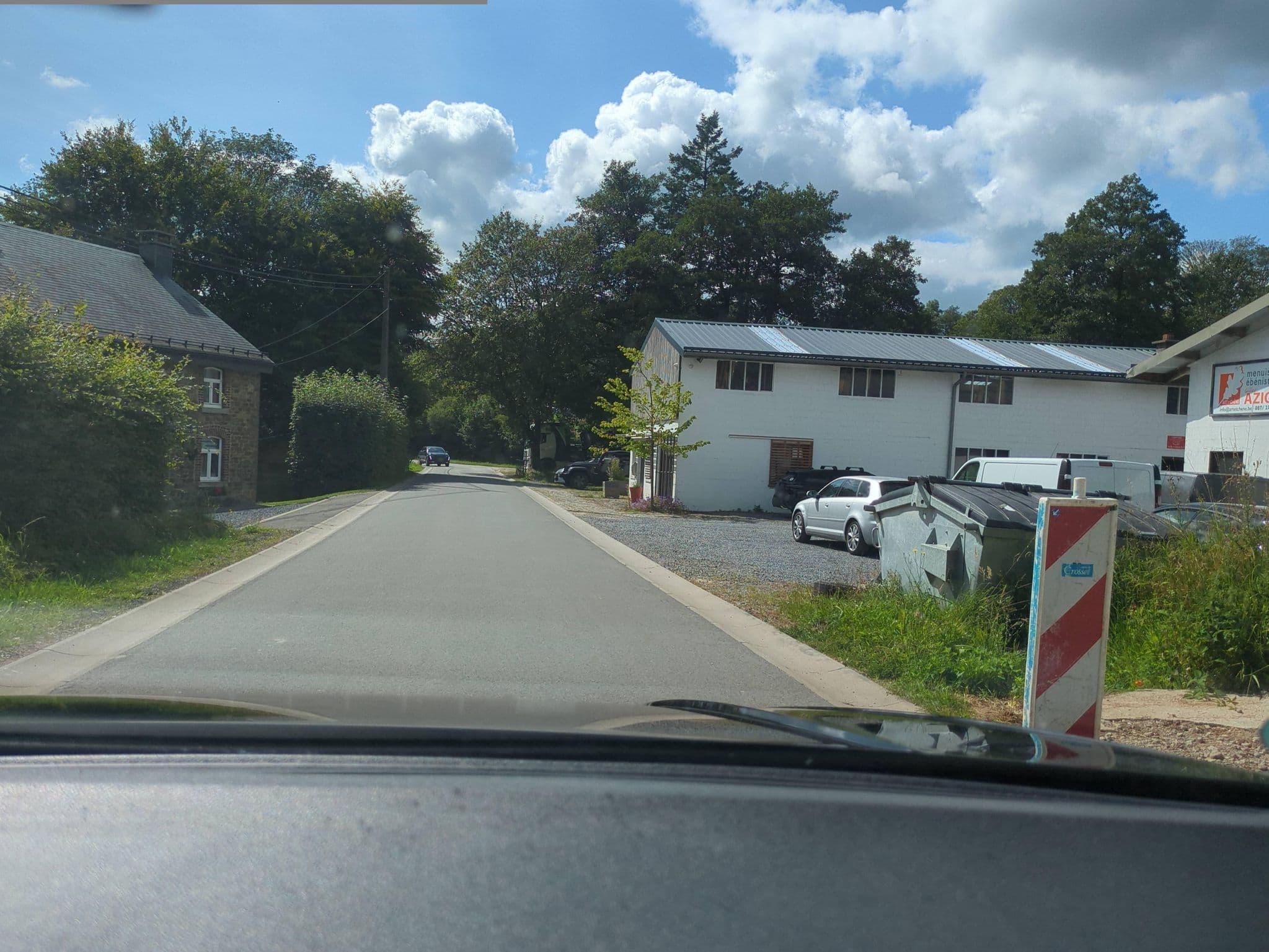 Street view near Auberge Francopole, Francorchamps — © helfrich (CC BY-SA · Mapillary)