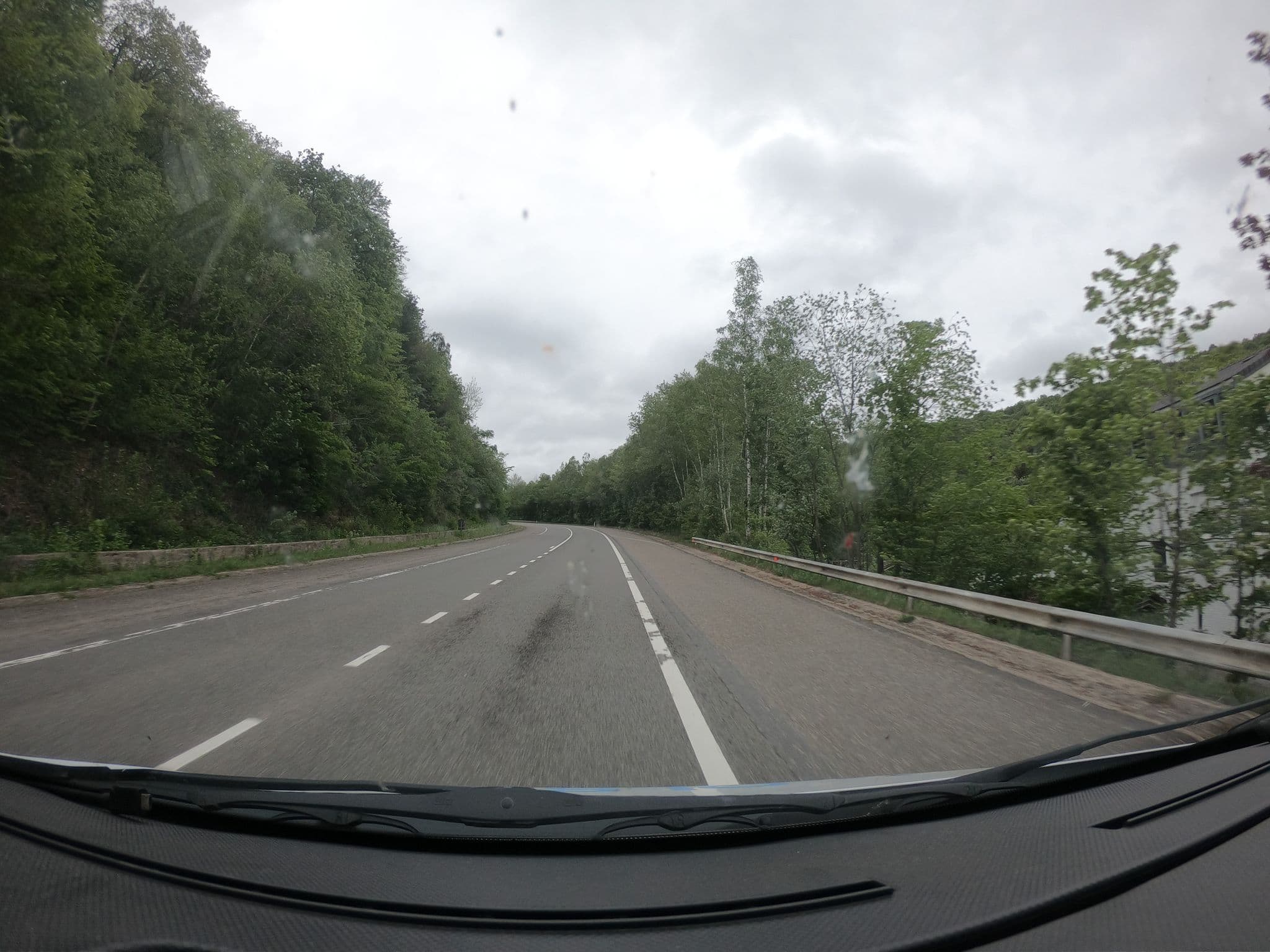 Street view near hotel du lion, Limbourg — © vinisa (CC BY-SA · Mapillary)
