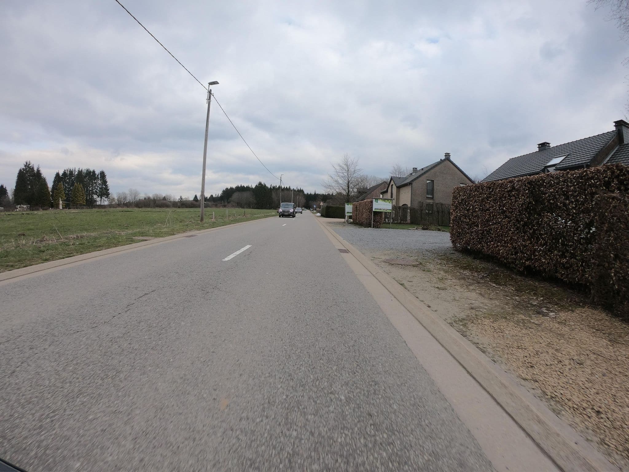 Street view near Résidence Frédéricq, Francorchamps — © bartjakob1 (CC BY-SA · Mapillary)