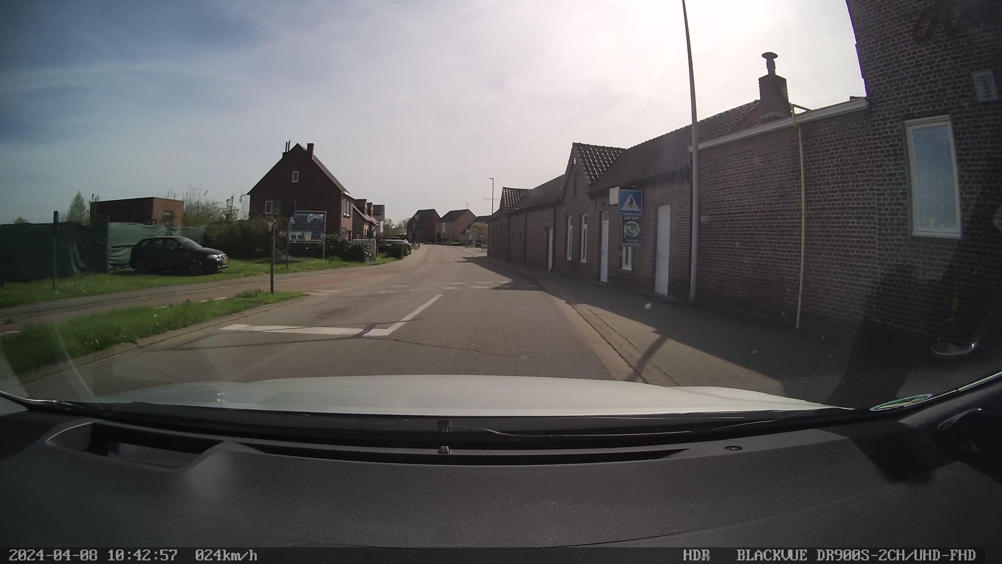 Street view near Doktershoes, Kessenich — © madel (CC BY-SA · Mapillary)