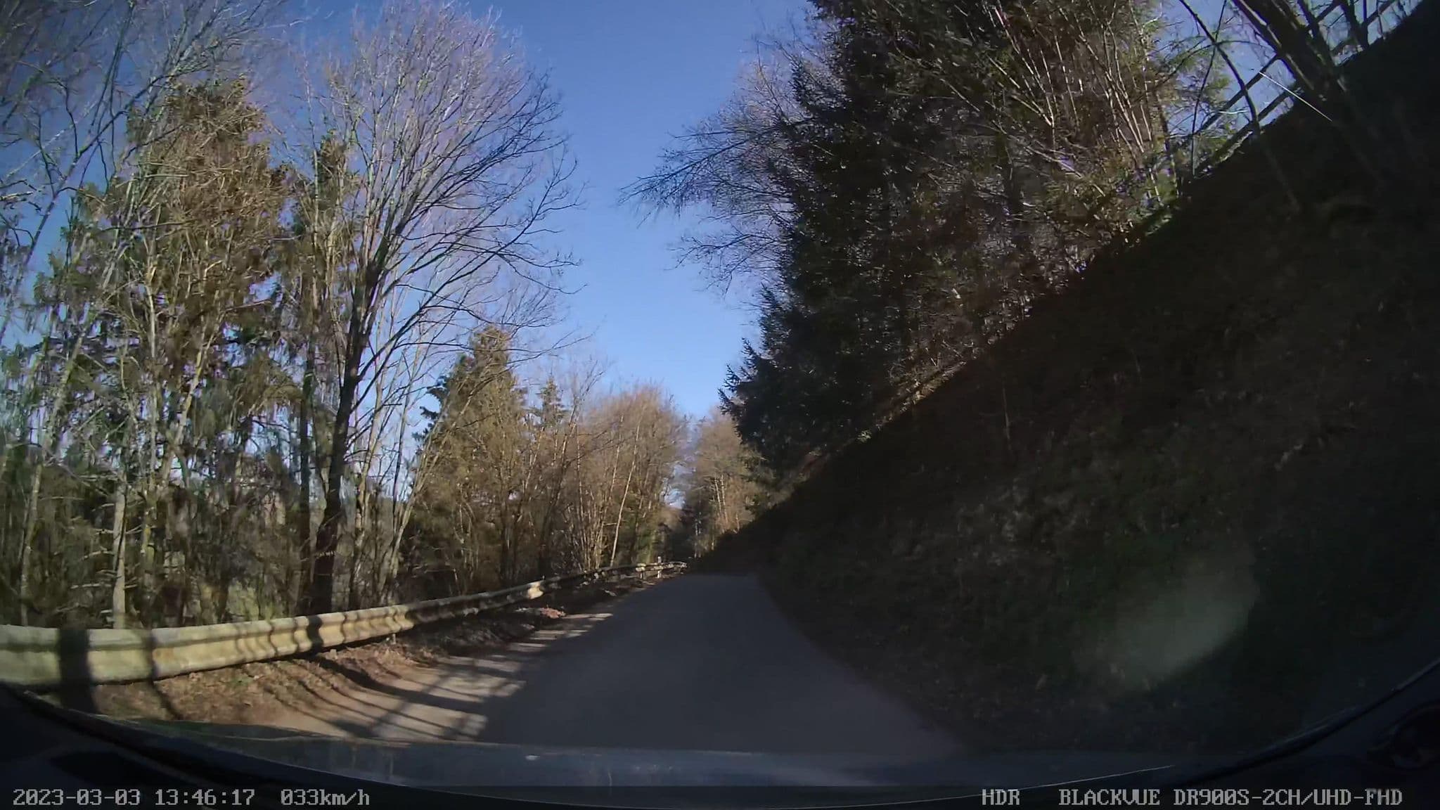 Street view near Am Breitenacker, Lommersweiler — © madel (CC BY-SA · Mapillary)