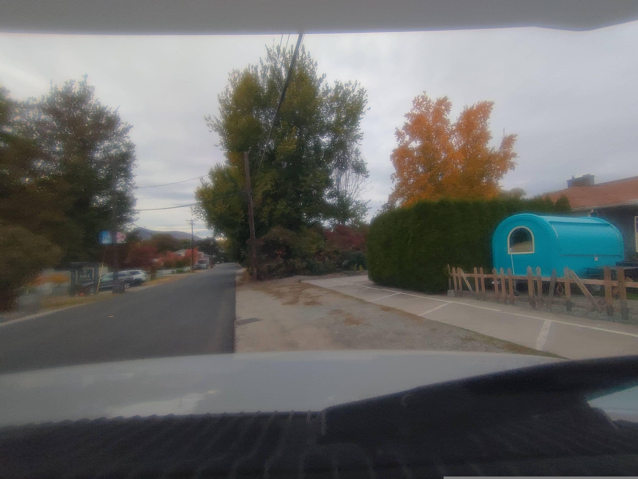 Street view near Naramata Courtyard Suites, Naramata — © kibour (CC BY-SA · Mapillary)