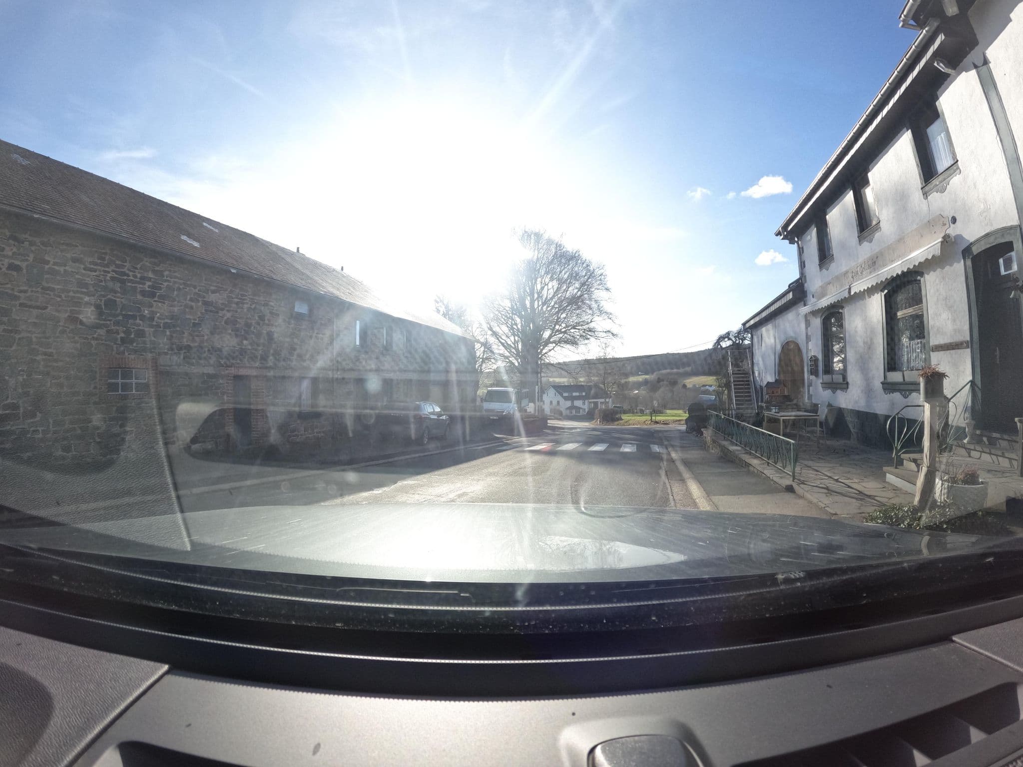 Street view near Zum Goldhaum, Amblève — © vinisa (CC BY-SA · Mapillary)