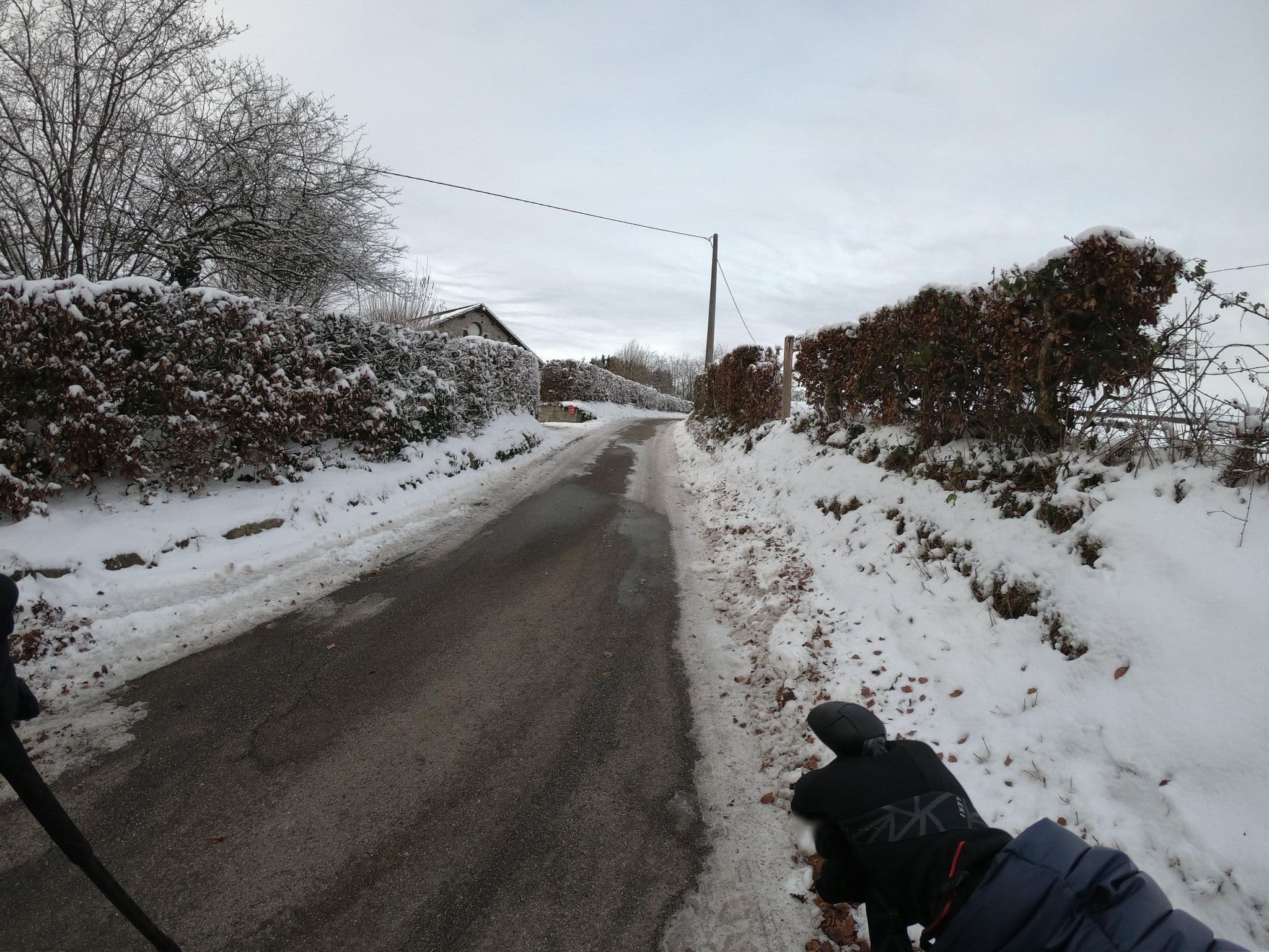 Street view near vakantiehuis l'évasion, Bévercé — © vinisa (CC BY-SA · Mapillary)
