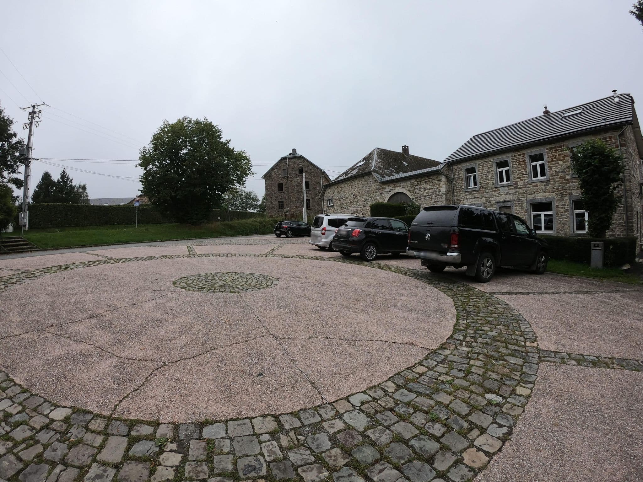 Street view near Pays des Sources, Robertville — © joostjakob (CC BY-SA · Mapillary)