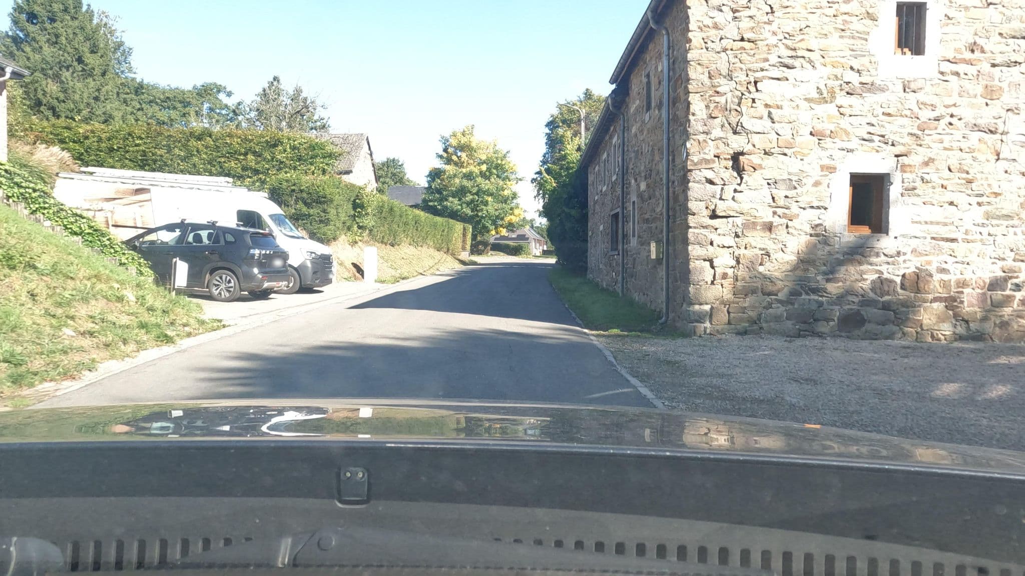 Street view near Gîte Remonval, Waimes — © vinisa (CC BY-SA · Mapillary)