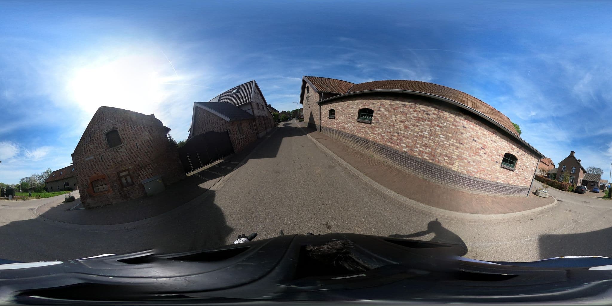 Street view near huize mesch, Eijsden — © ledantec (CC BY-SA · Mapillary)