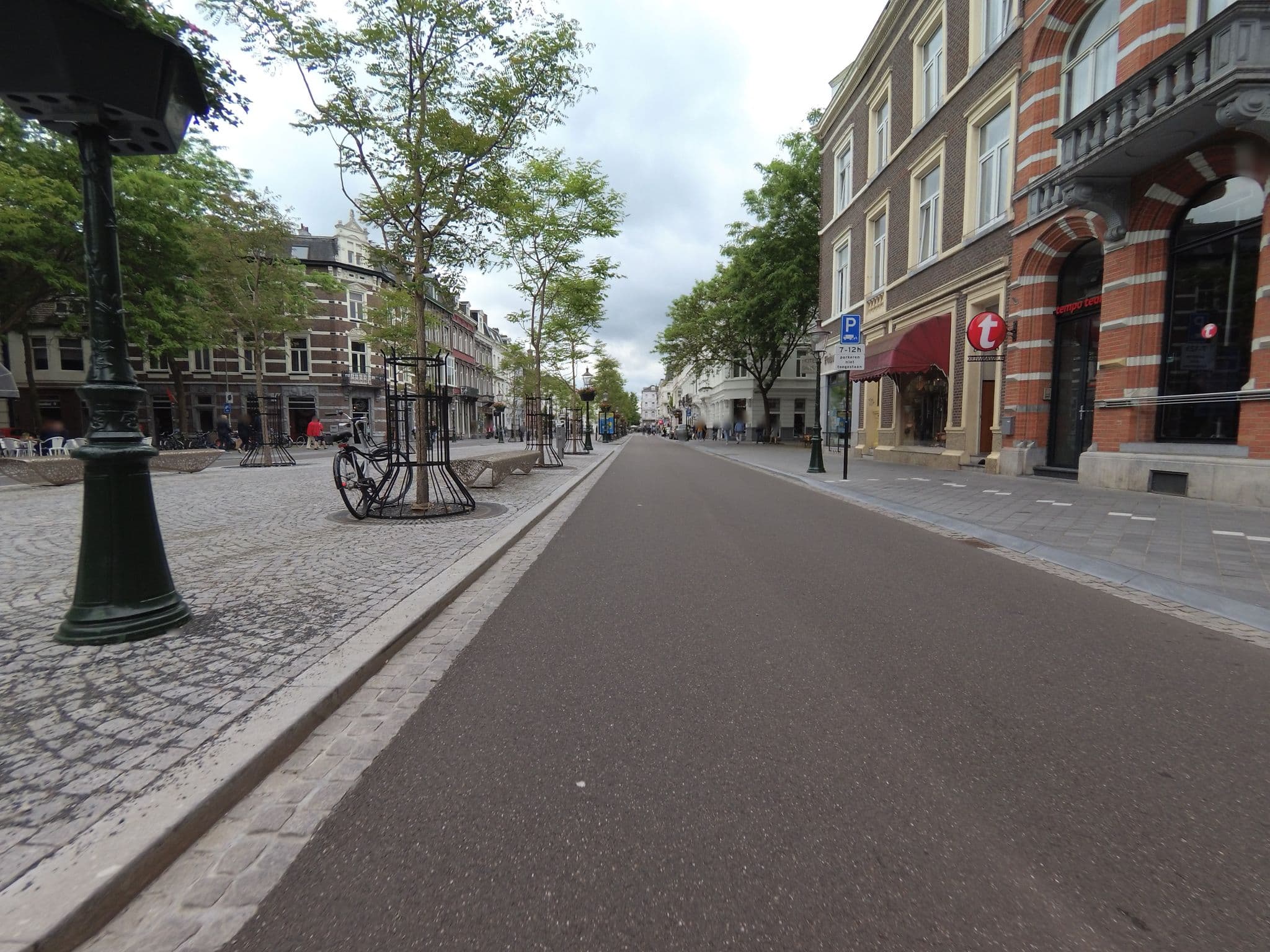 Street view near Hotel Alex, Maastricht — © peewee32 (CC BY-SA · Mapillary)