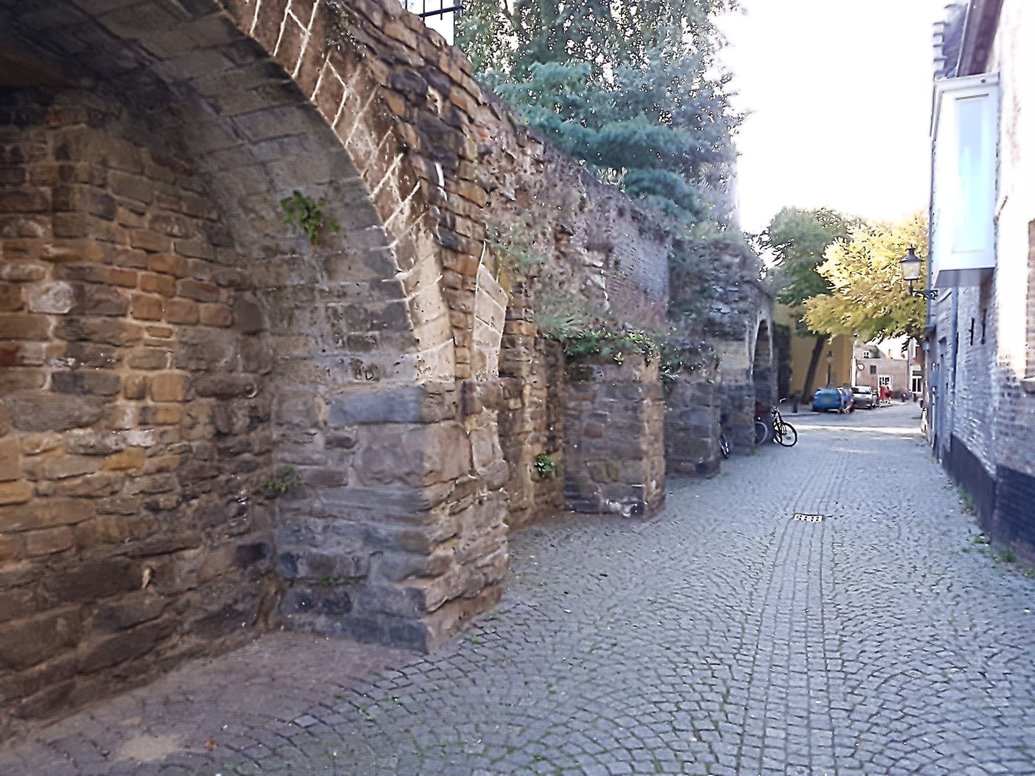 Street view near Galerie Dis Hotel Maastricht, Maastricht — © it_s_so_funny (CC BY-SA · Mapillary)