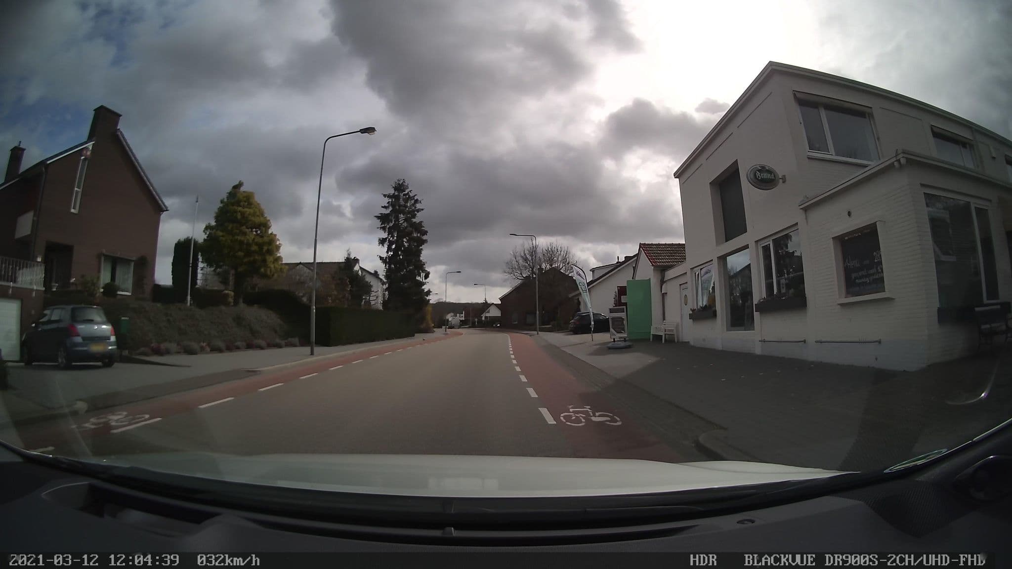 Street view near Kwizzidence, Gronsveld — © madel (CC BY-SA · Mapillary)