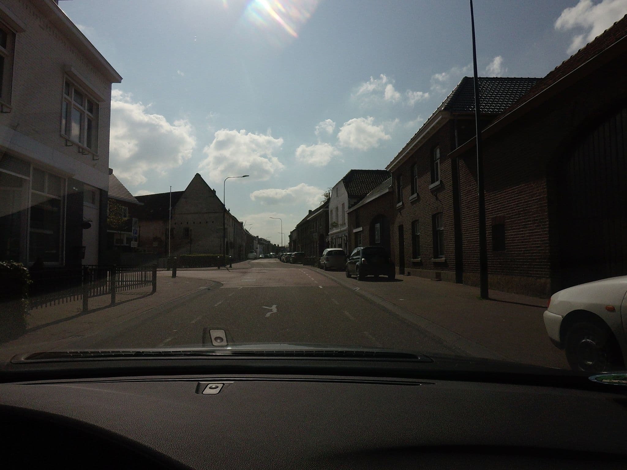 Street view near Bed & Breakfast Dassen, Gronsveld — © madel (CC BY-SA · Mapillary)