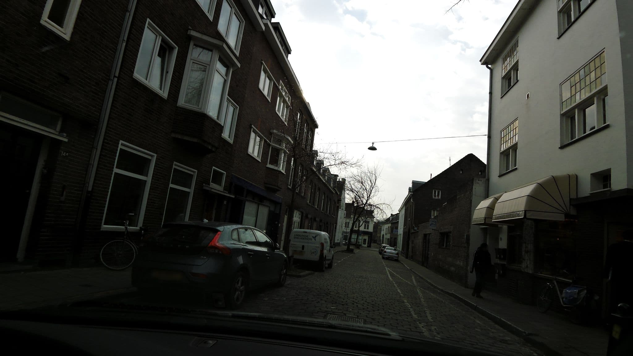 Street view near B&B Aqui Maastricht, Maastricht — © madel (CC BY-SA · Mapillary)