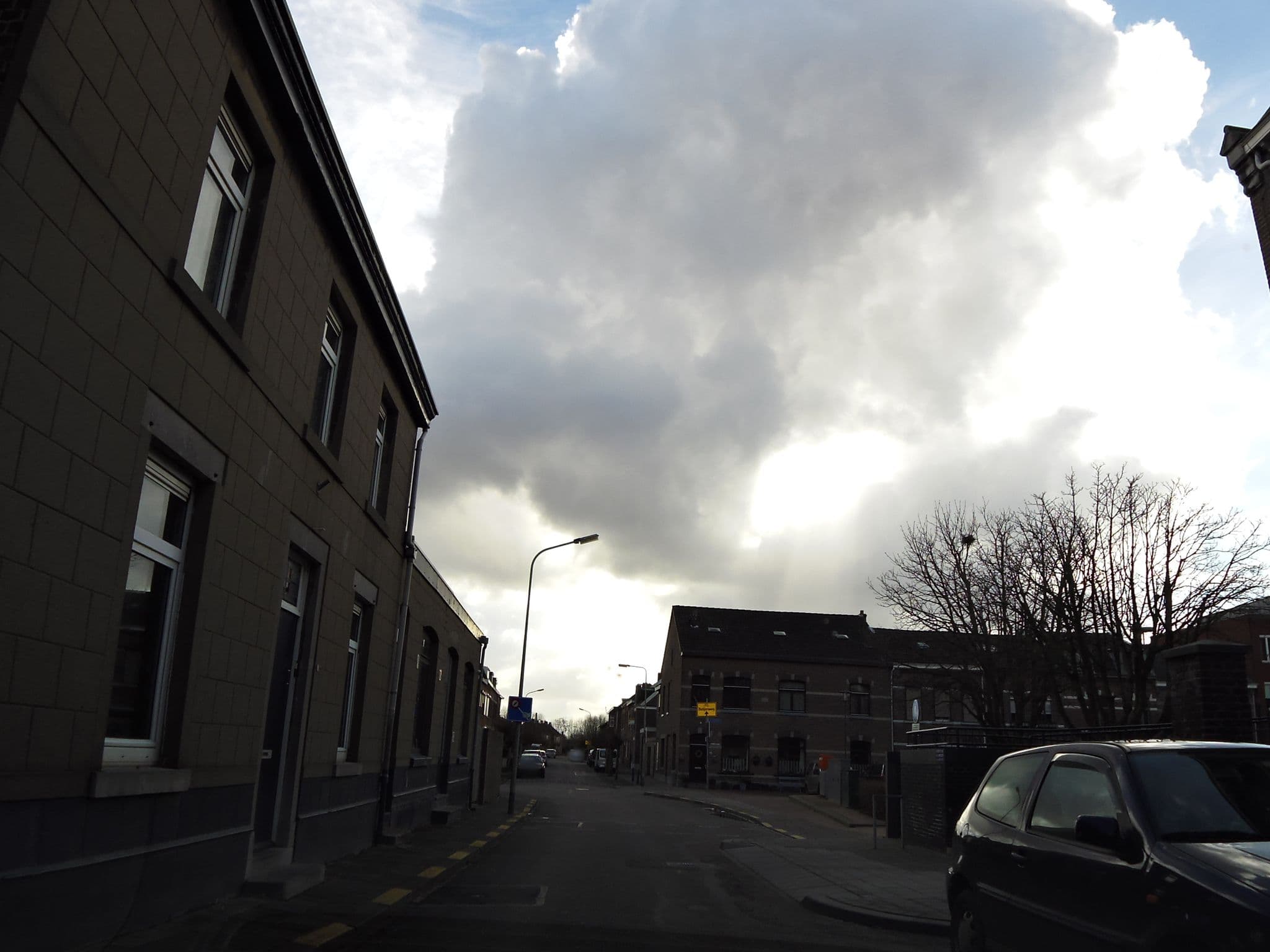 Street view near Bed & Breakfast 't Klooster, Borgharen — © madel (CC BY-SA · Mapillary)