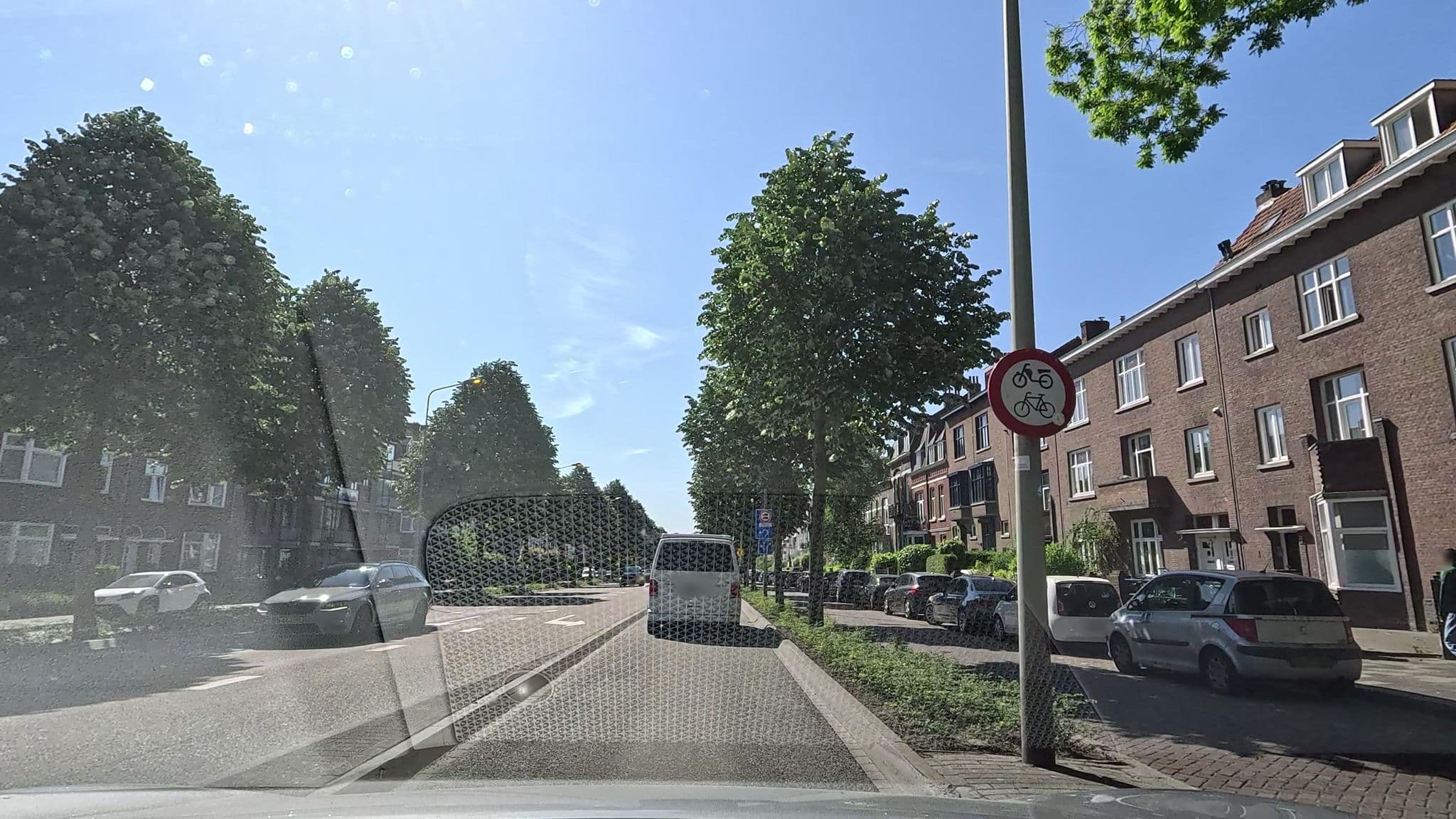 Street view near Hertogsingel B&B, Biesland — © thewizard (CC BY-SA · Mapillary)