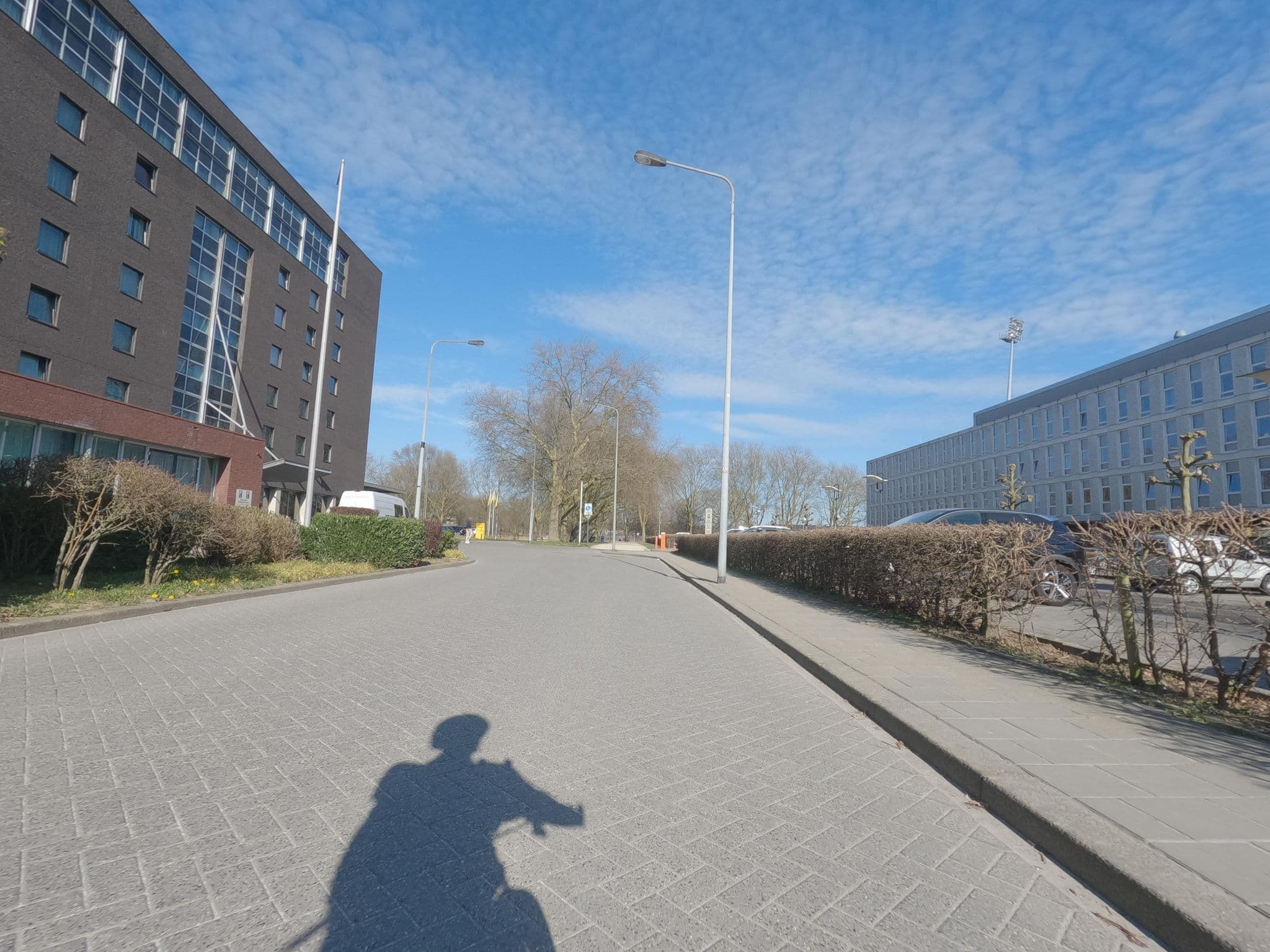 Street view near Golden Tulip Apple Park, Amby — © hektor1989 (CC BY-SA · Mapillary)