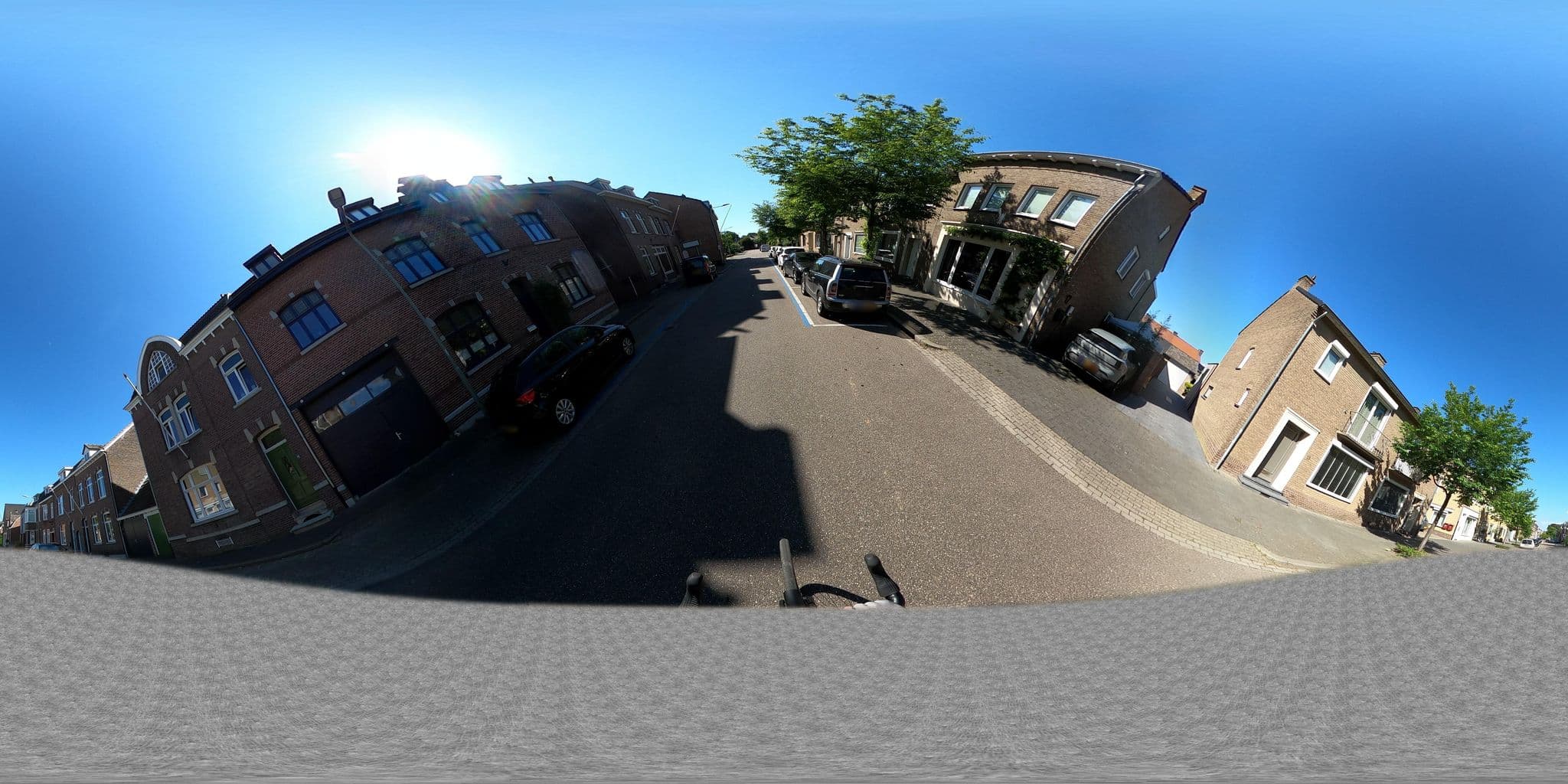 Street view near Doen&Laten, Eijsden — © Eebie (CC BY-SA · Mapillary)