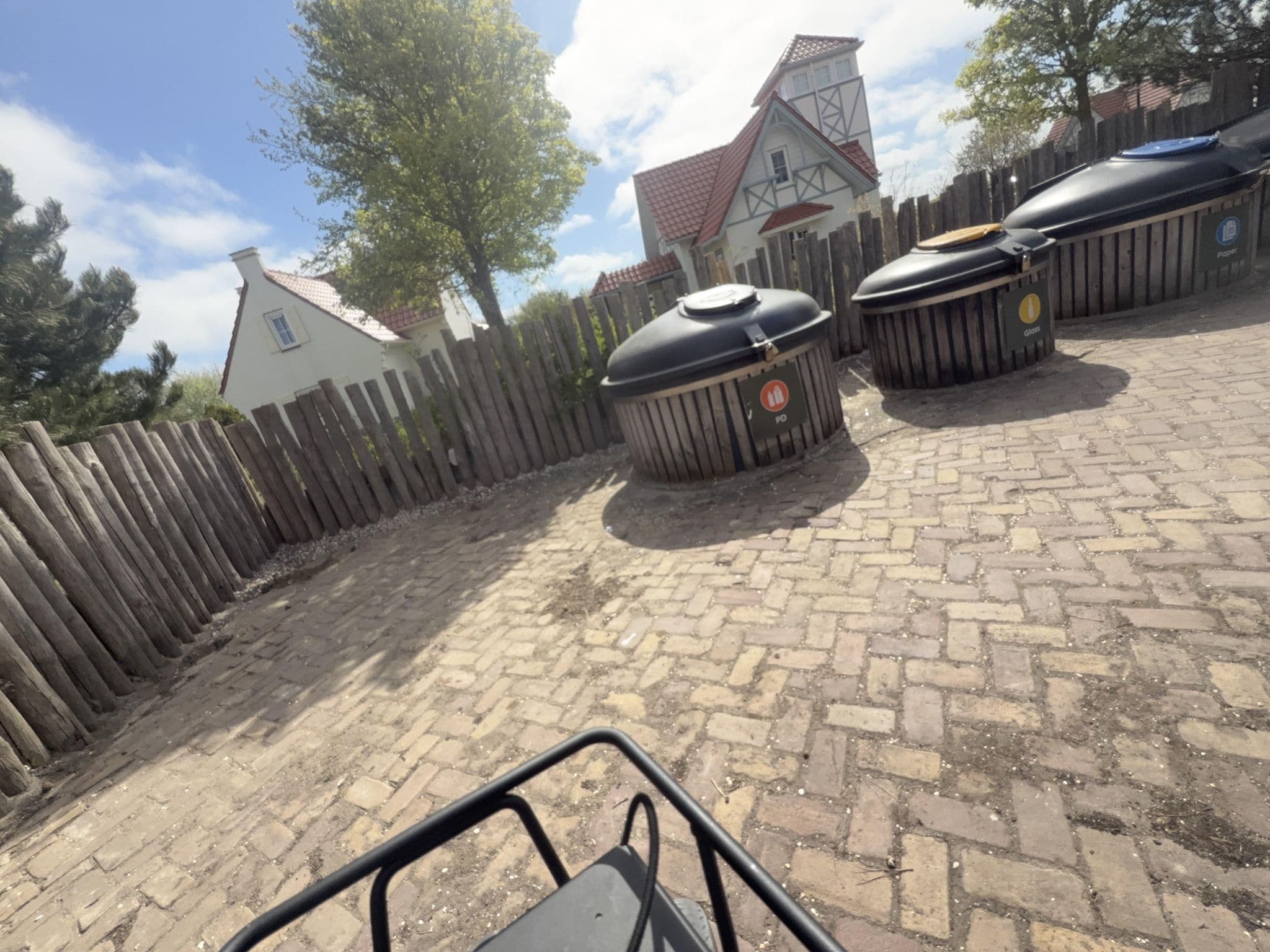 Street view near Laan van Cavelot 43, Sluis — © ottor (CC BY-SA · Mapillary)