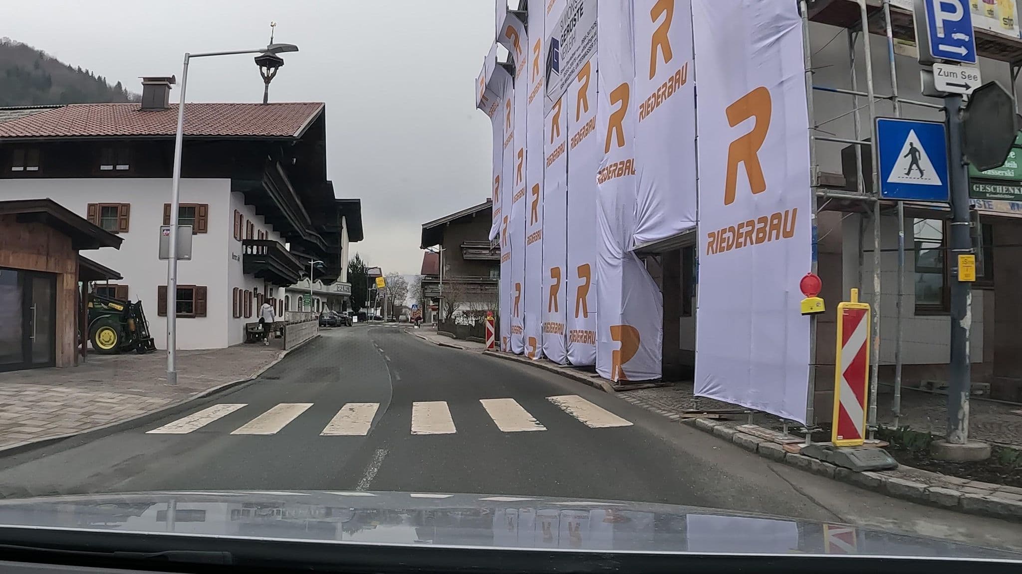 Street view near Karrerhof, Kössen — © stefanro74 (CC BY-SA · Mapillary)