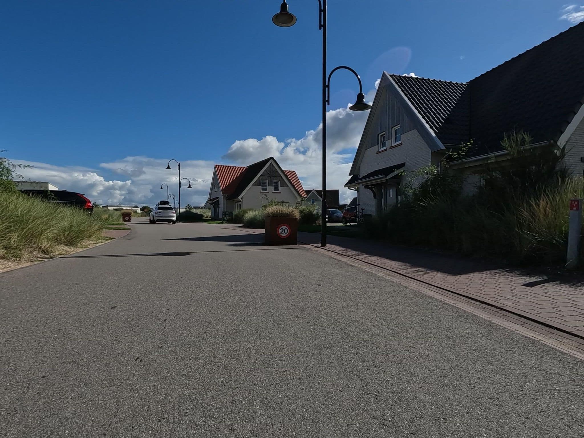 Street view near huisje 392, Oostburg — © ec411 (CC BY-SA · Mapillary)