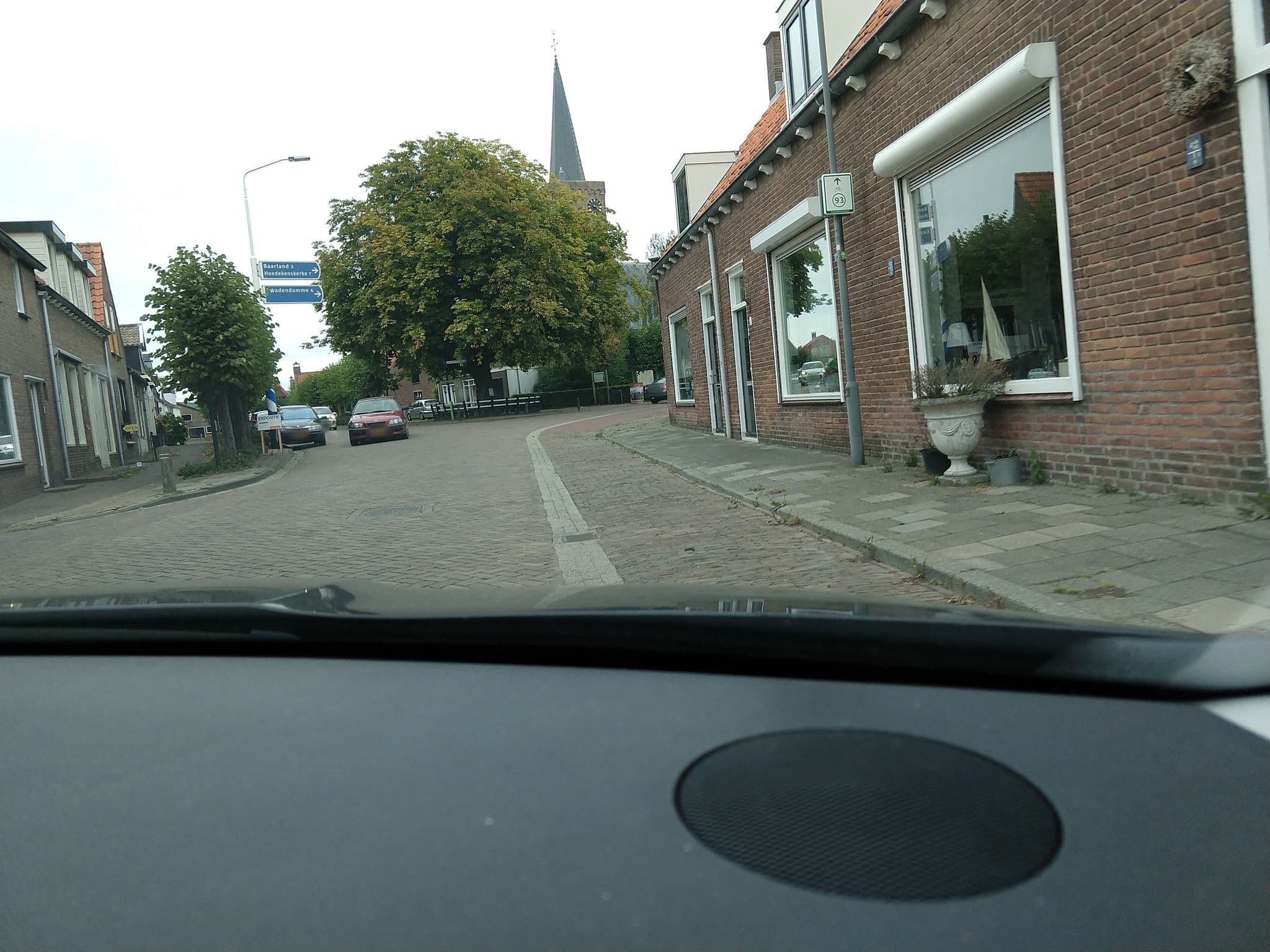 Street view near Het Oude Gemeentehuis, Terneuzen — © adverburg (CC BY-SA · Mapillary)