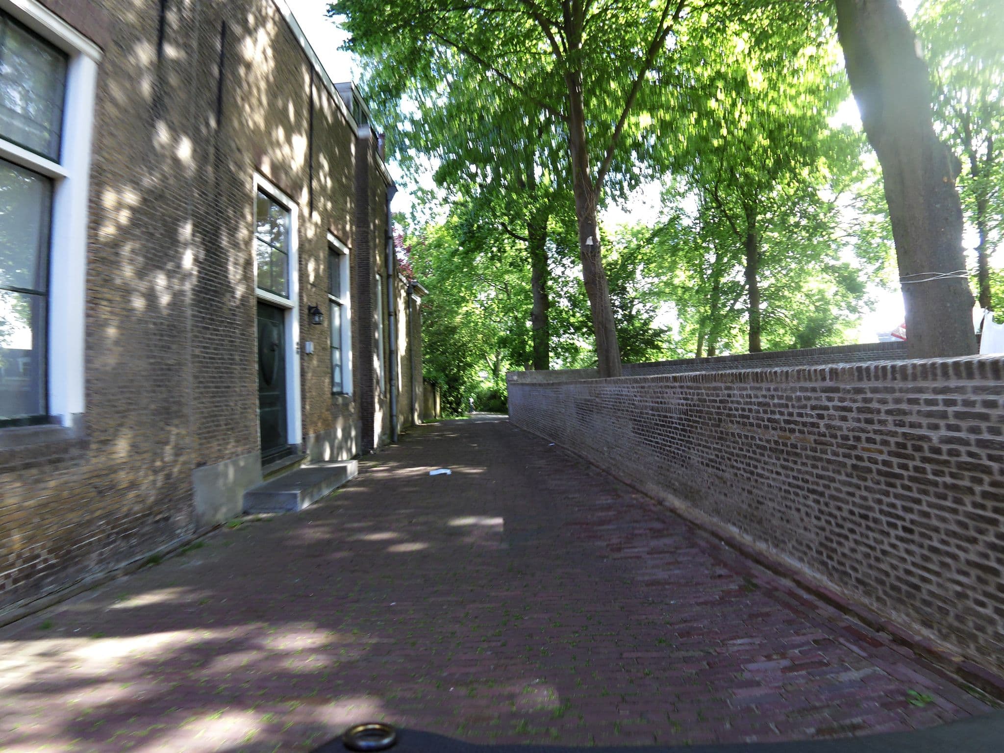 Street view near Bed And Breakfast De Oude Haven, Zierikzee — © sander_h (CC BY-SA · Mapillary)