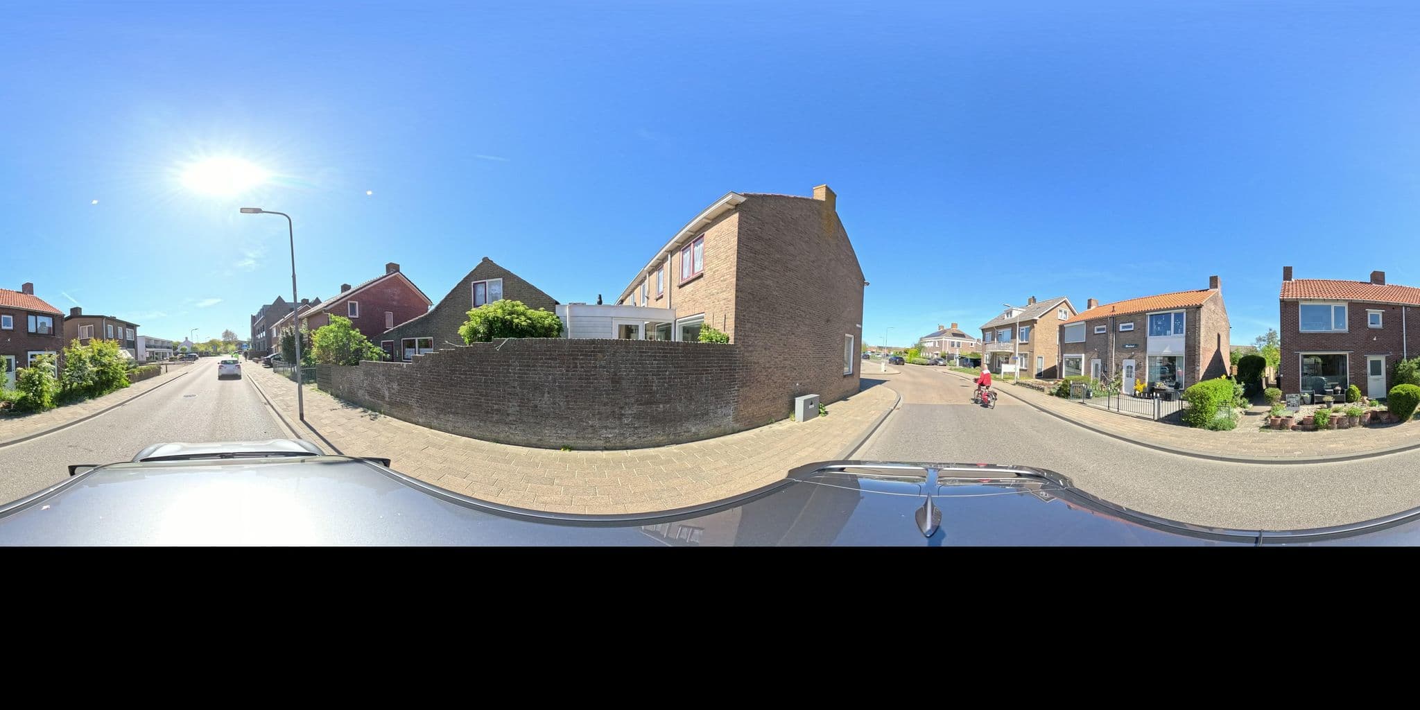 Street view near Zoutelande, Ooststraat, Zoutelande — © thewizard (CC BY-SA · Mapillary)
