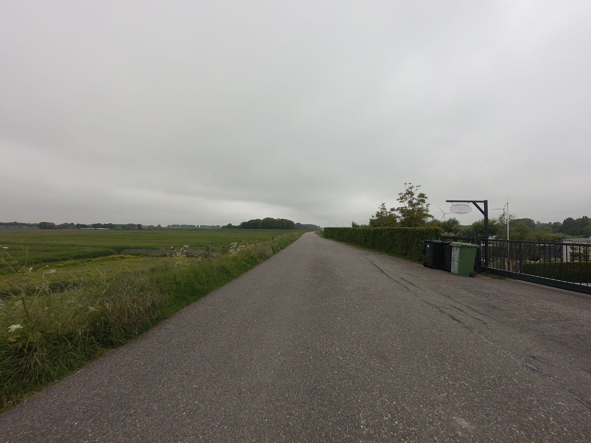 Street view near Theetuin De Bonte Kip, Rozenburg — © ankeric (CC BY-SA · Mapillary)