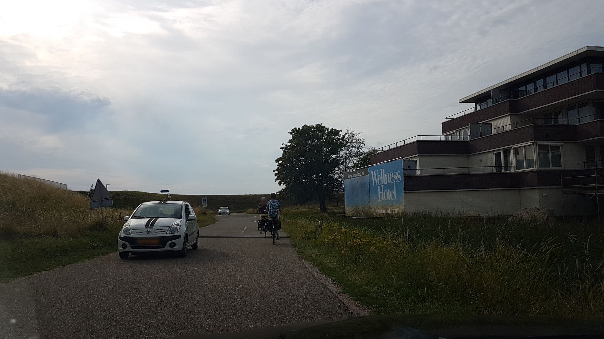 Street view near De Kamperduinen, Kamperland — © teddy73 (CC BY-SA · Mapillary)