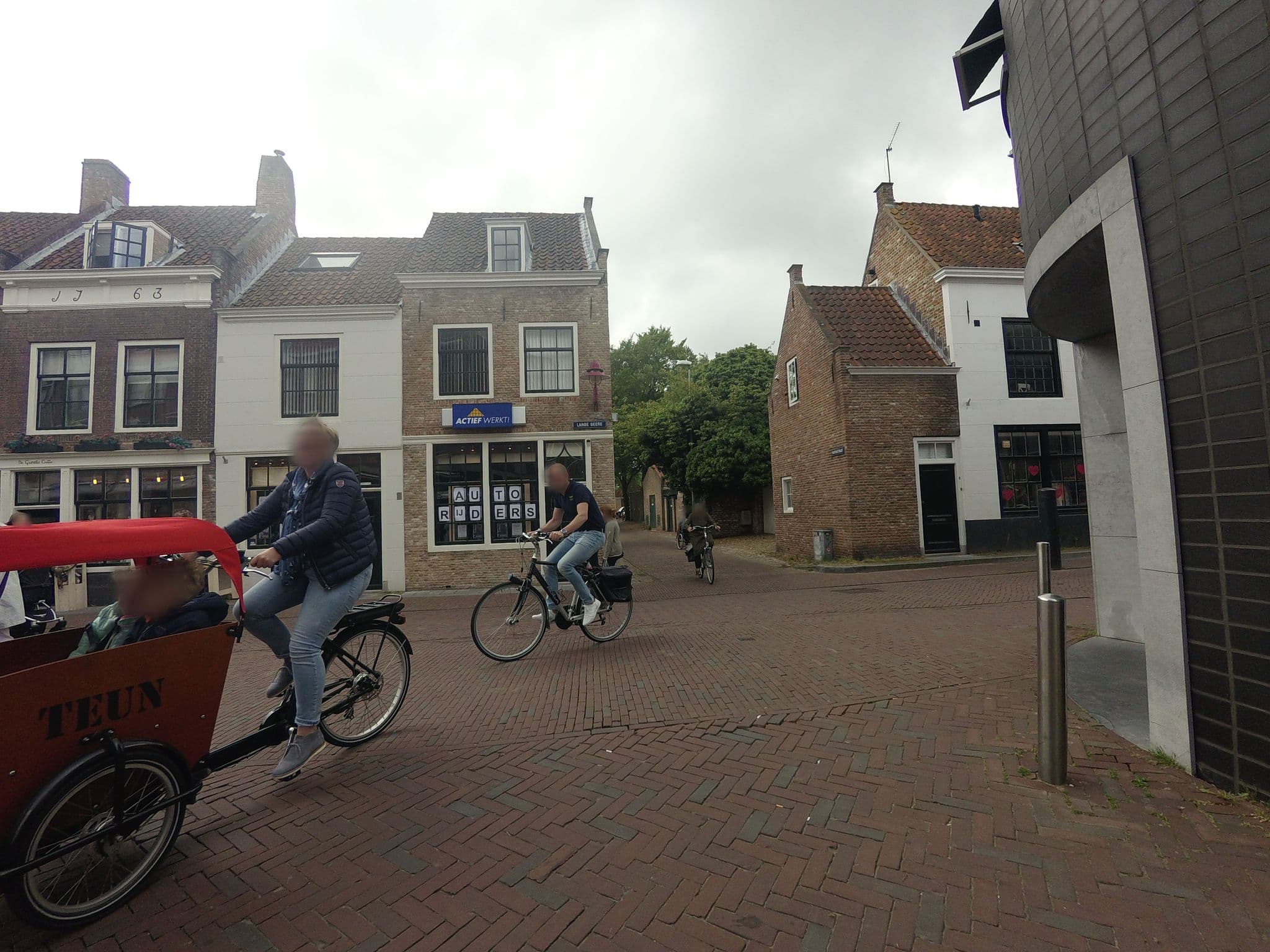 Street view near De Parel, Middelburg — © ankeric (CC BY-SA · Mapillary)