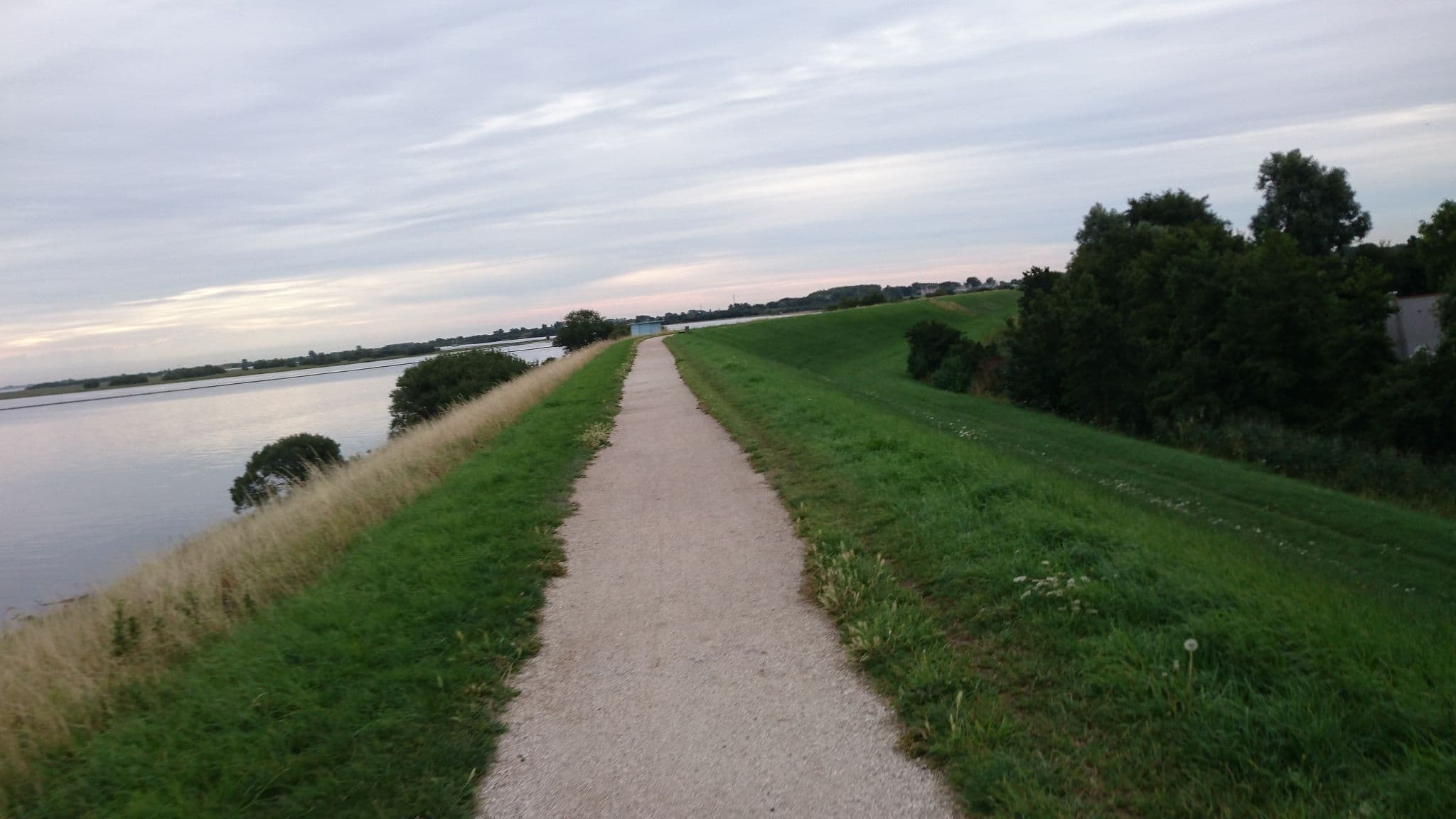 Street view near Christoffellaan 66, Brouwershaven — © wolle35 (CC BY-SA · Mapillary)