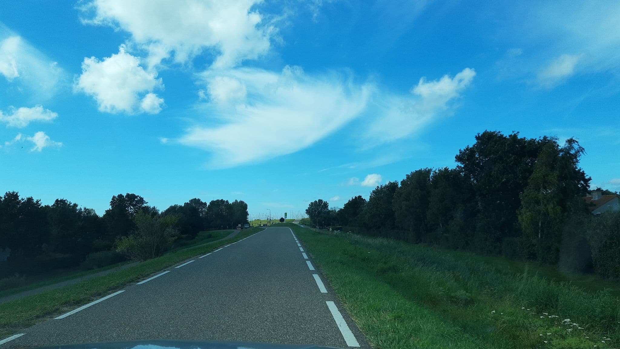 Street view near Christoffellaan 16, Brouwershaven — © ankeric (CC BY-SA · Mapillary)
