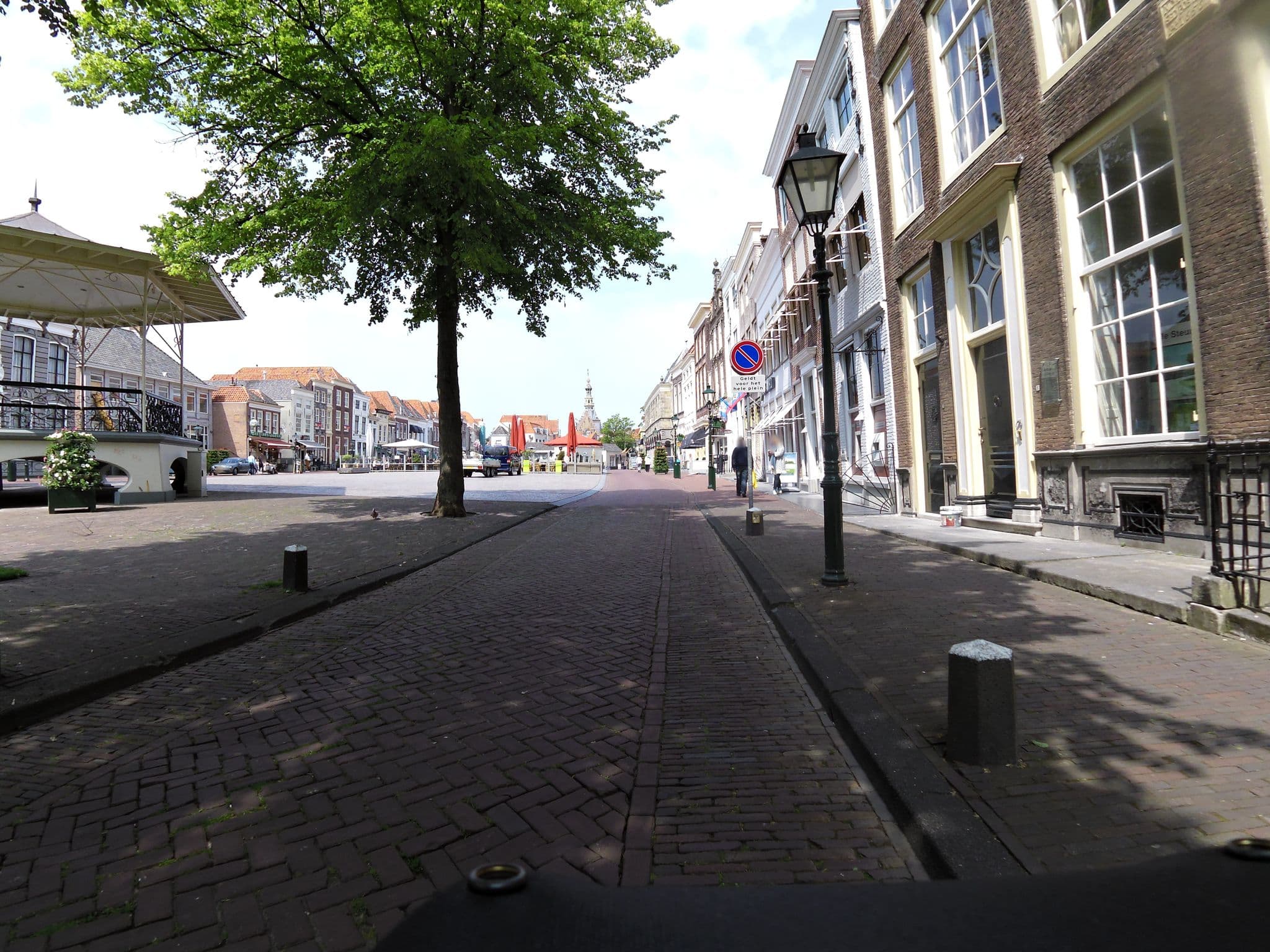 Street view near Monumentaal Logeren, Zierikzee — © sander_h (CC BY-SA · Mapillary)