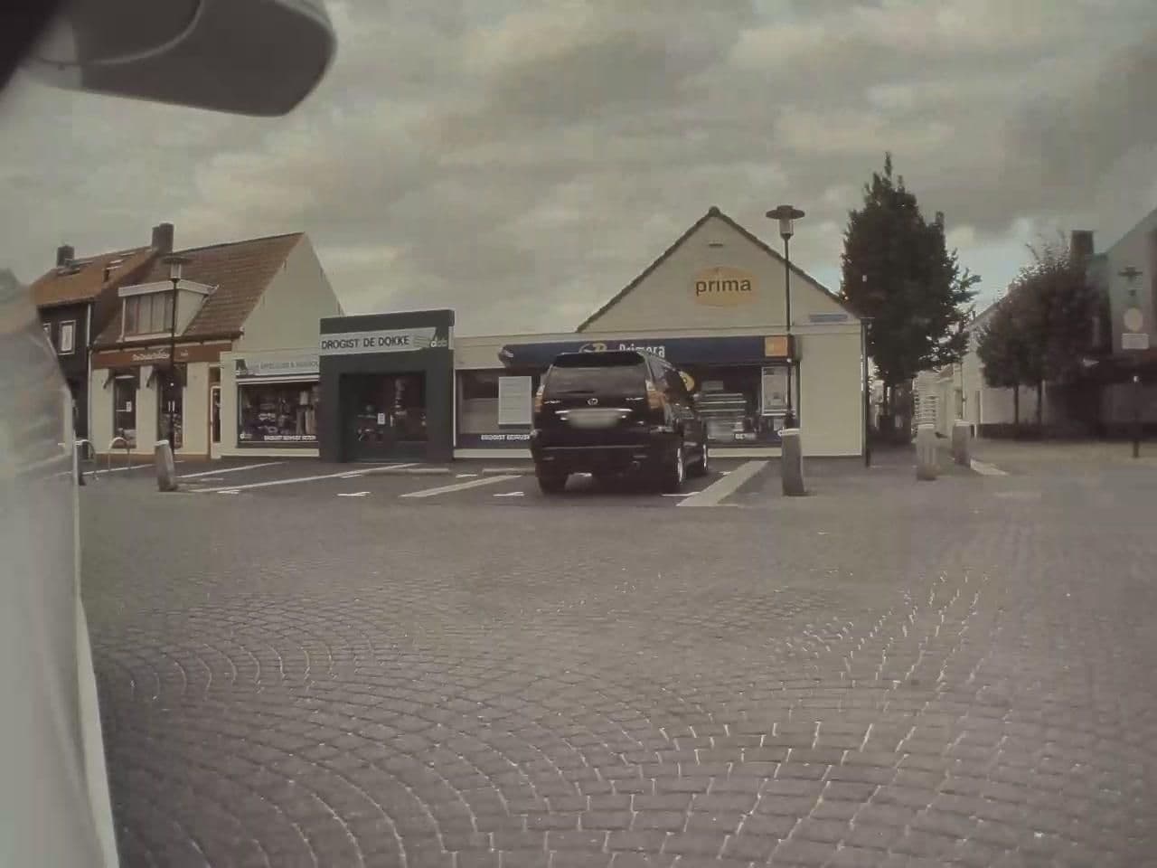 Street view near Badhotel Veerse Meer, Arnemuiden — © tumblecow (CC BY-SA · Mapillary)