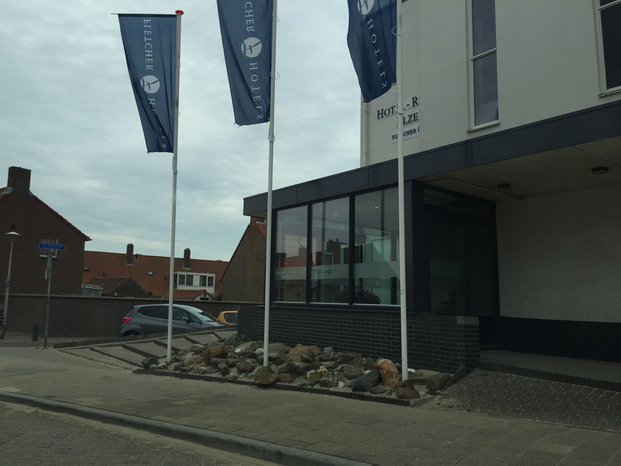Street view near Elzenduin Hotel Westland, Monster — © it_s_so_funny (CC BY-SA · Mapillary)