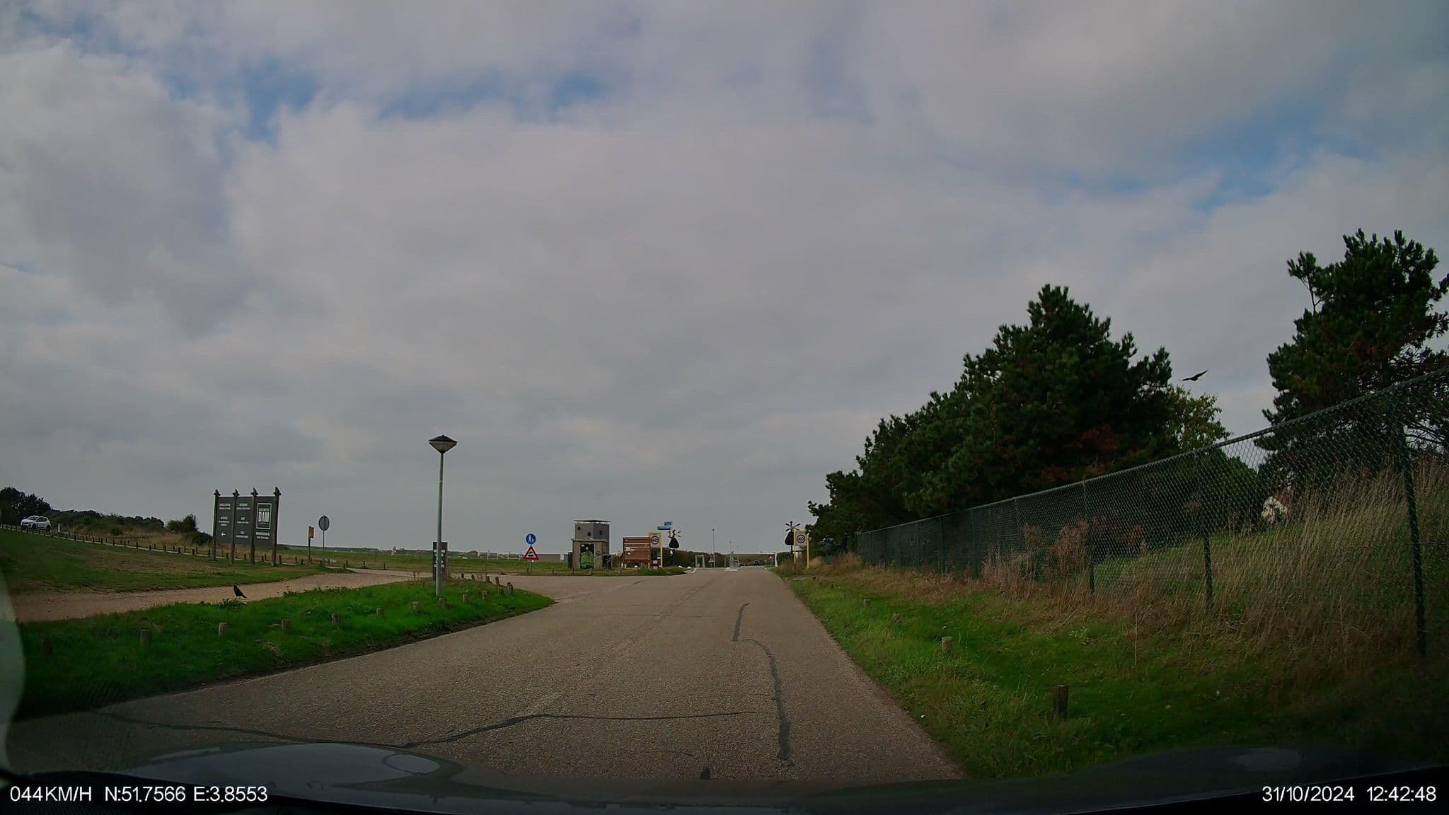 Street view near Cottage 272, Scharendijke — © thewizard (CC BY-SA · Mapillary)