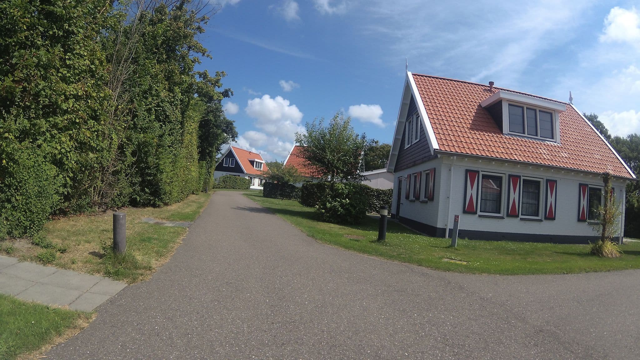 Street view near bungalow tachtig is machtig, Haamstede — © teddy73 (CC BY-SA · Mapillary)